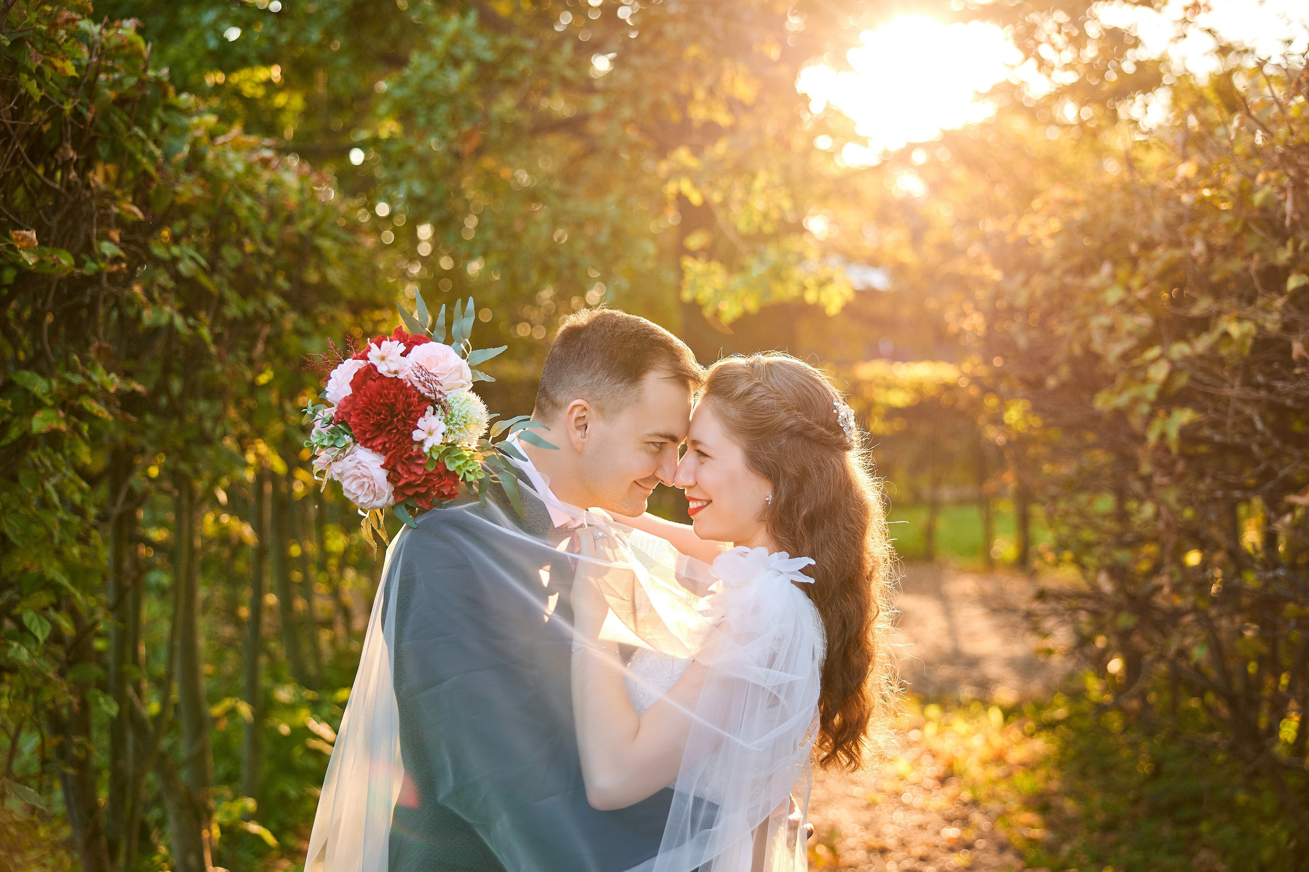 Свадебная фотосессия в Кусково. Свадебный фотограф Сергей Колбинский