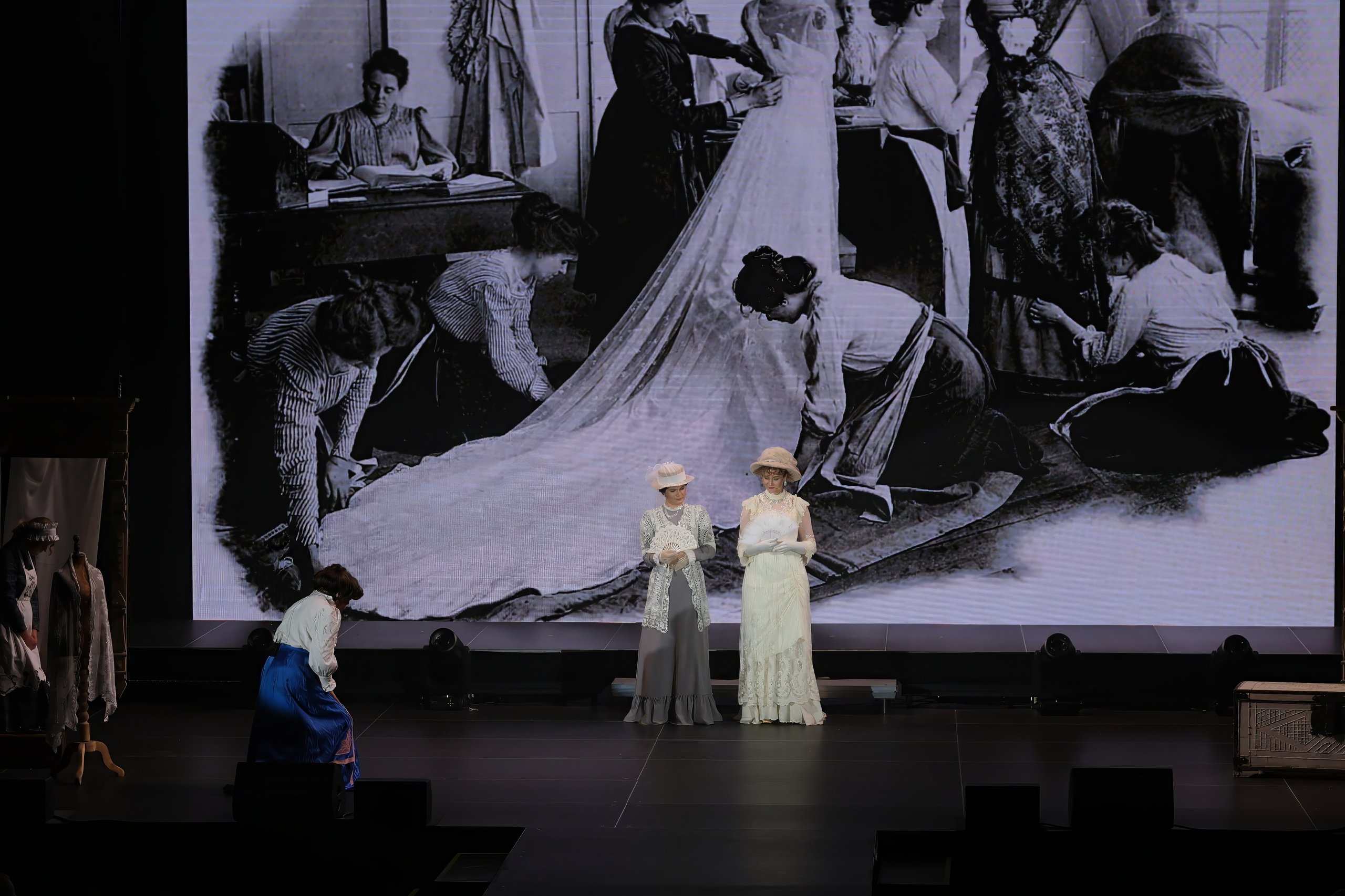 Подиумный спектакль «Стиль Надежды». Добро пожаловать в студию «Цифровой скульптор»  где искусство встречается с технологиями!