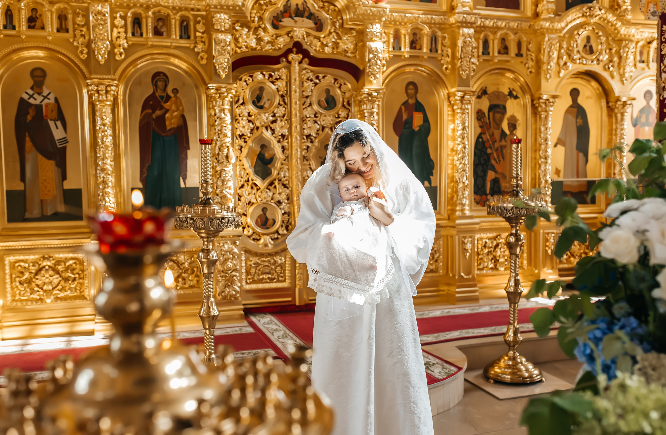 Крещение Есении в храме Иконы Божией Матери Неувядаемый цвет в Рублево. Фотограф на крещение и венчание Москва  Надежда Баланина