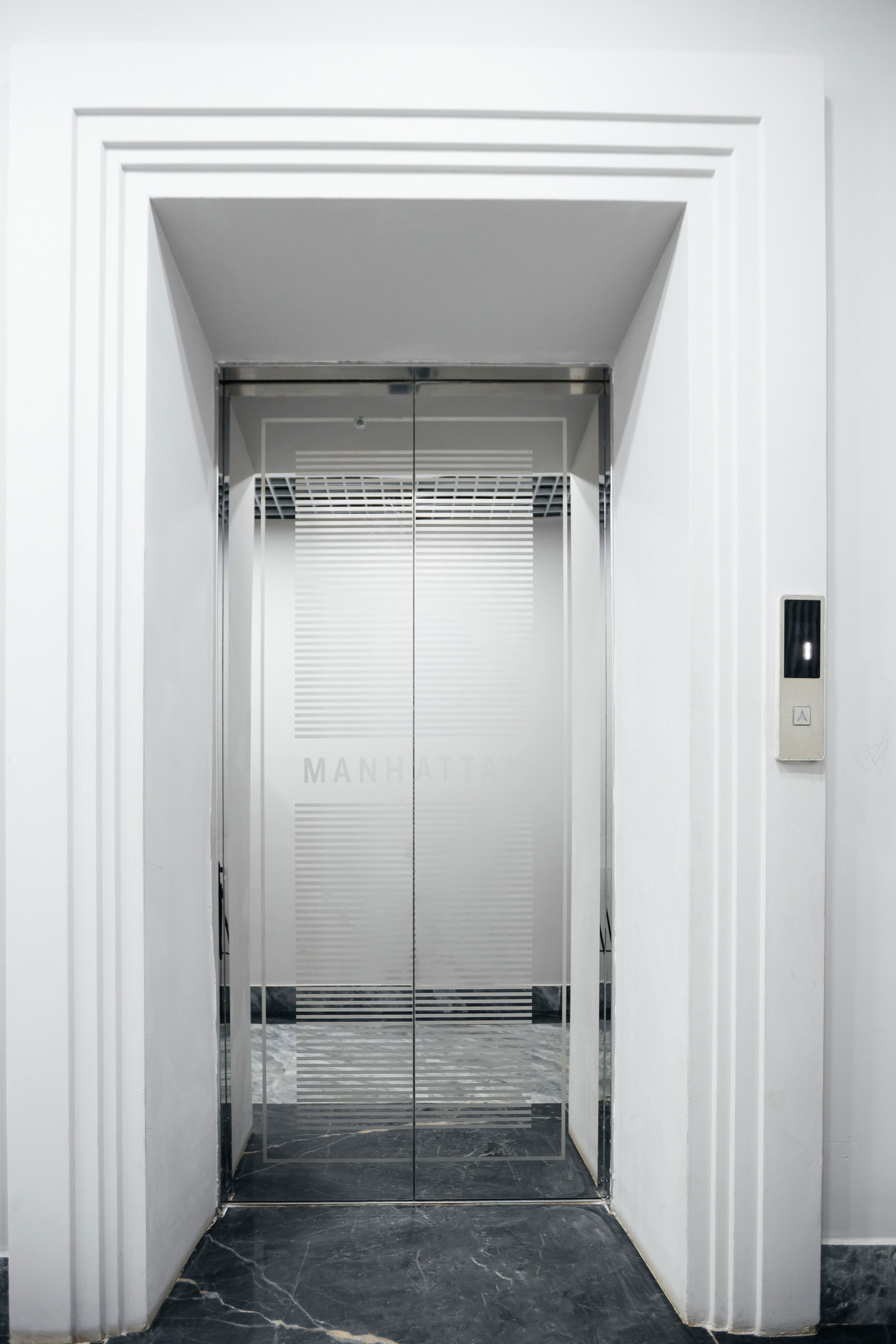 Проект 4. Lift Master. Дата: март 2023. Профессиональный фотограф в городе Астана/Алматы Даурен Сембаев