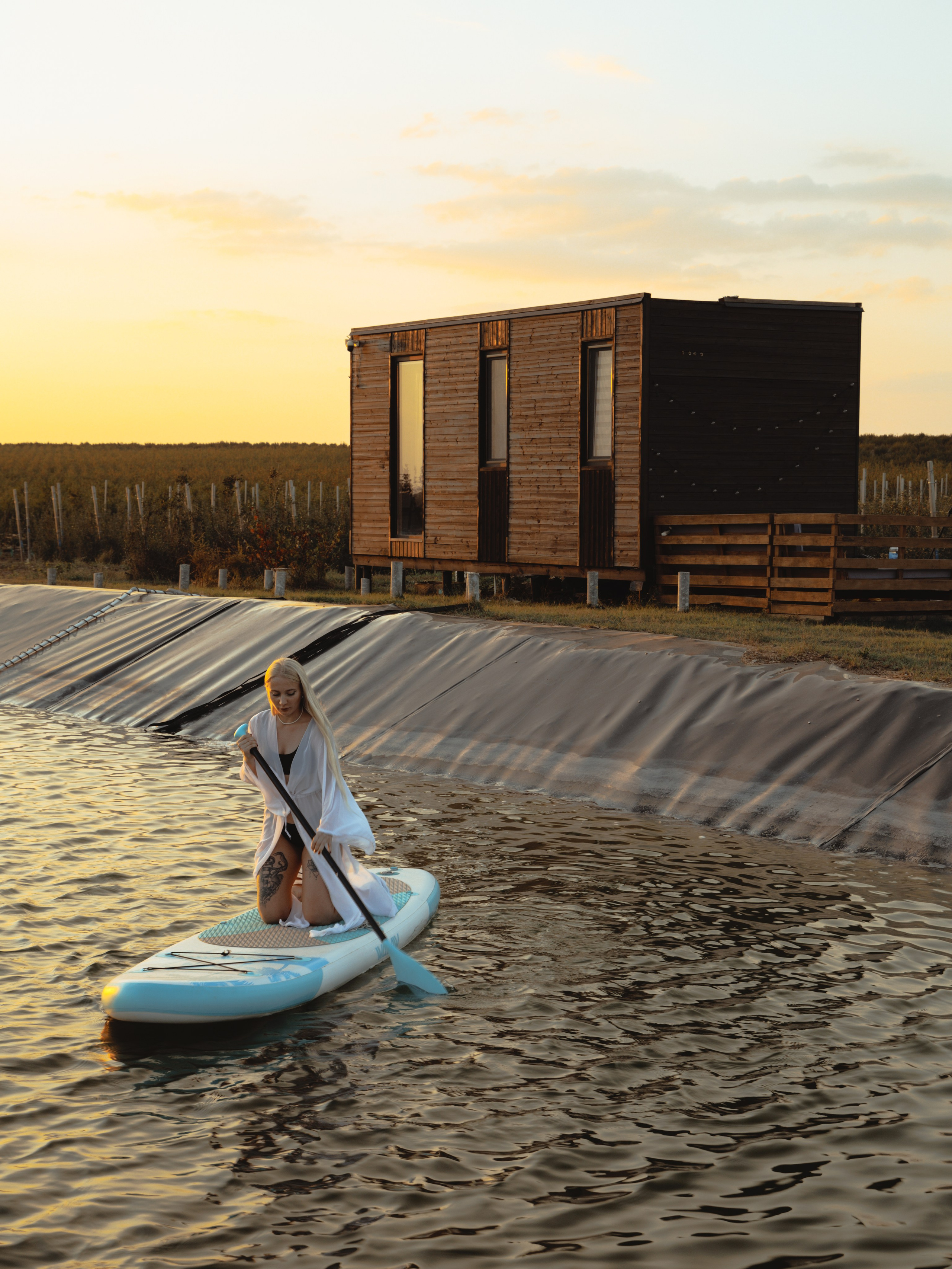 Domik в саду. Артем Корнев Фотограф