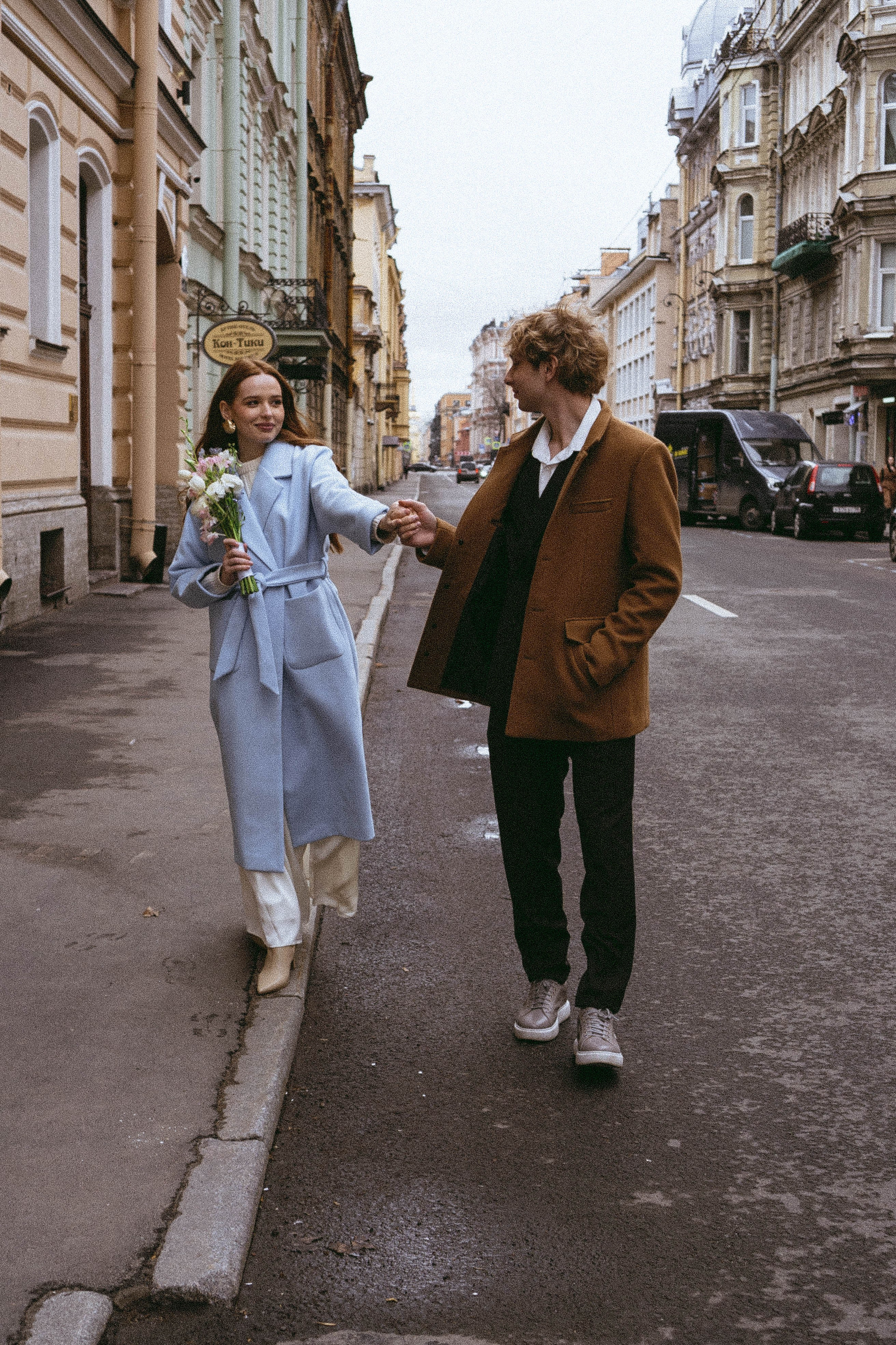 СВАДЕБНАЯ ПРОГУЛКА ПО ПЕТРОГРАДКЕ ВЕСНОЙ (ФОТОСЕССИИЯ ПАРЫ СВАДЕБНАЯ). Профессиональный фотограф, Санкт-Петербург — Виктория Богомолова