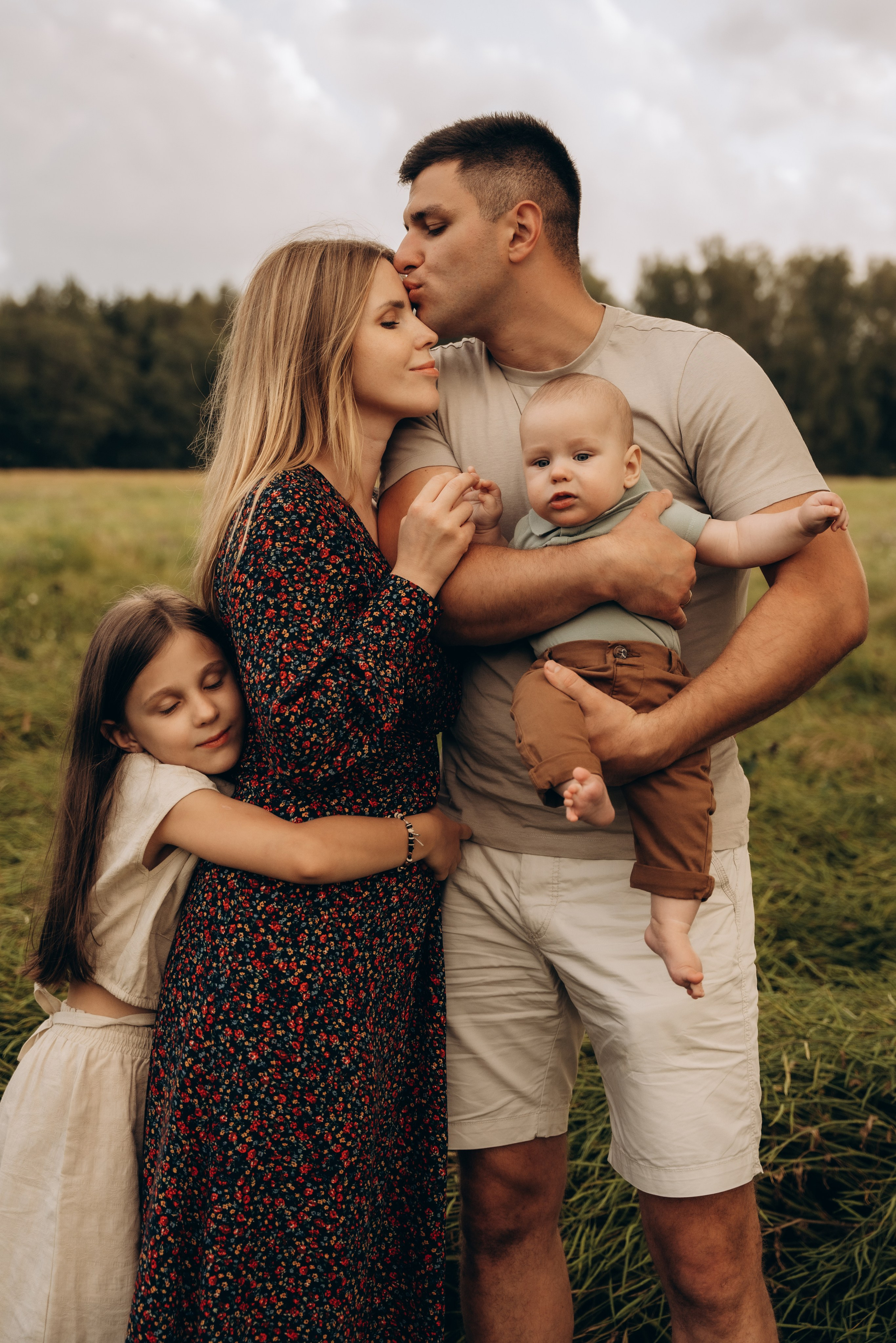 Оля, Женя, Роза и Федя. Фотограф Мария Миллс | Минск