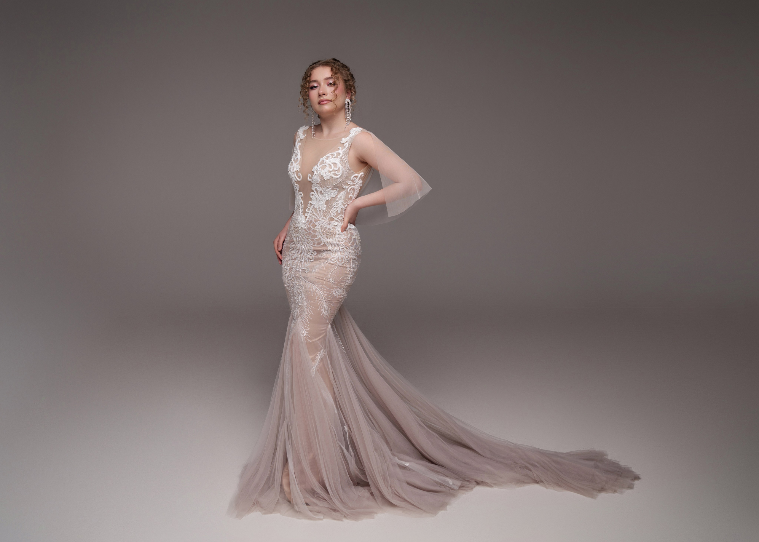 Платья. Оксана Волик фотограф в Архангельске. Аренда фотостудии White Studio