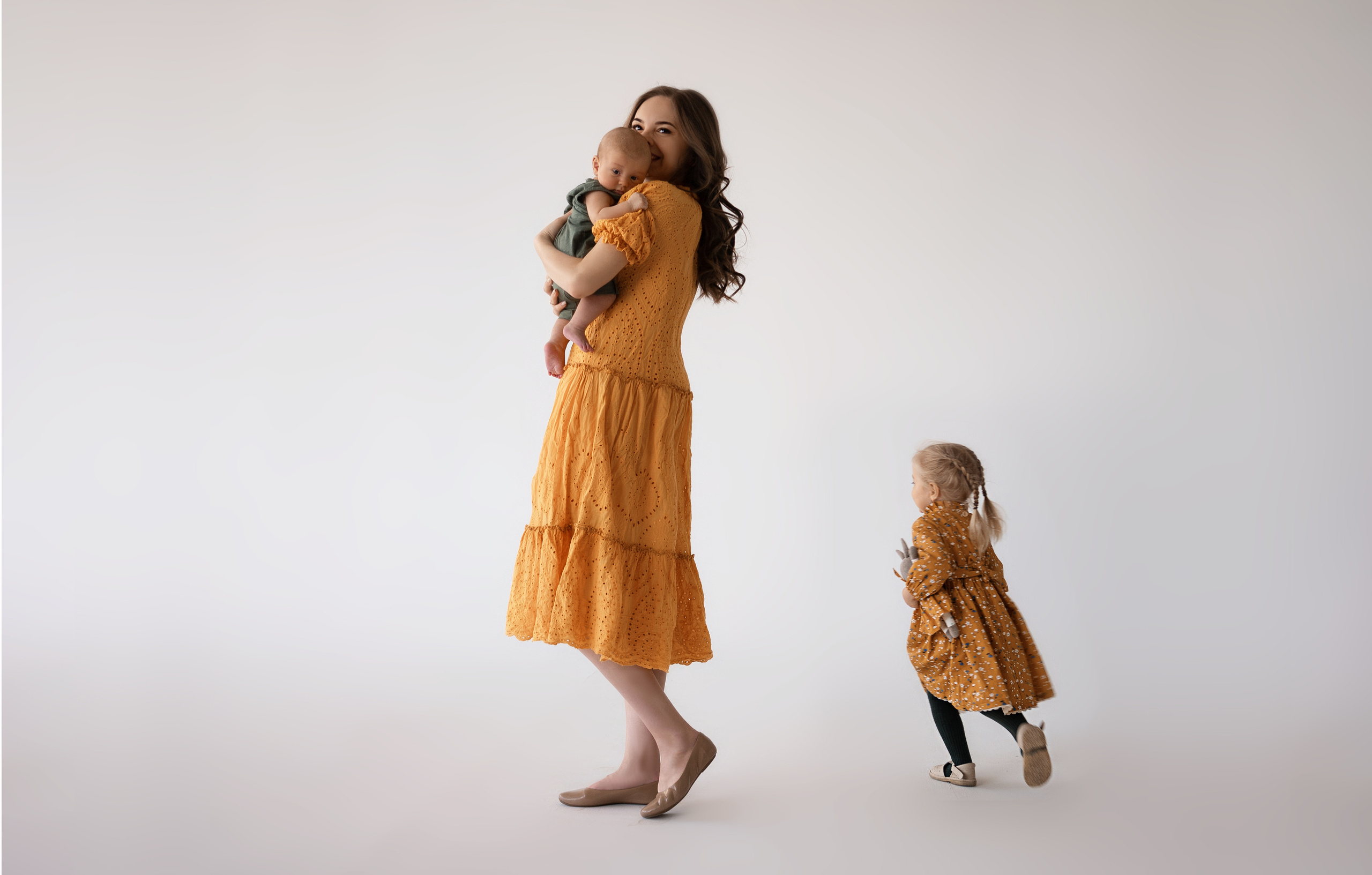 Семейные истории. Семейный фотограф и фотограф Таинств Крещения (Венчания) г. Саратов