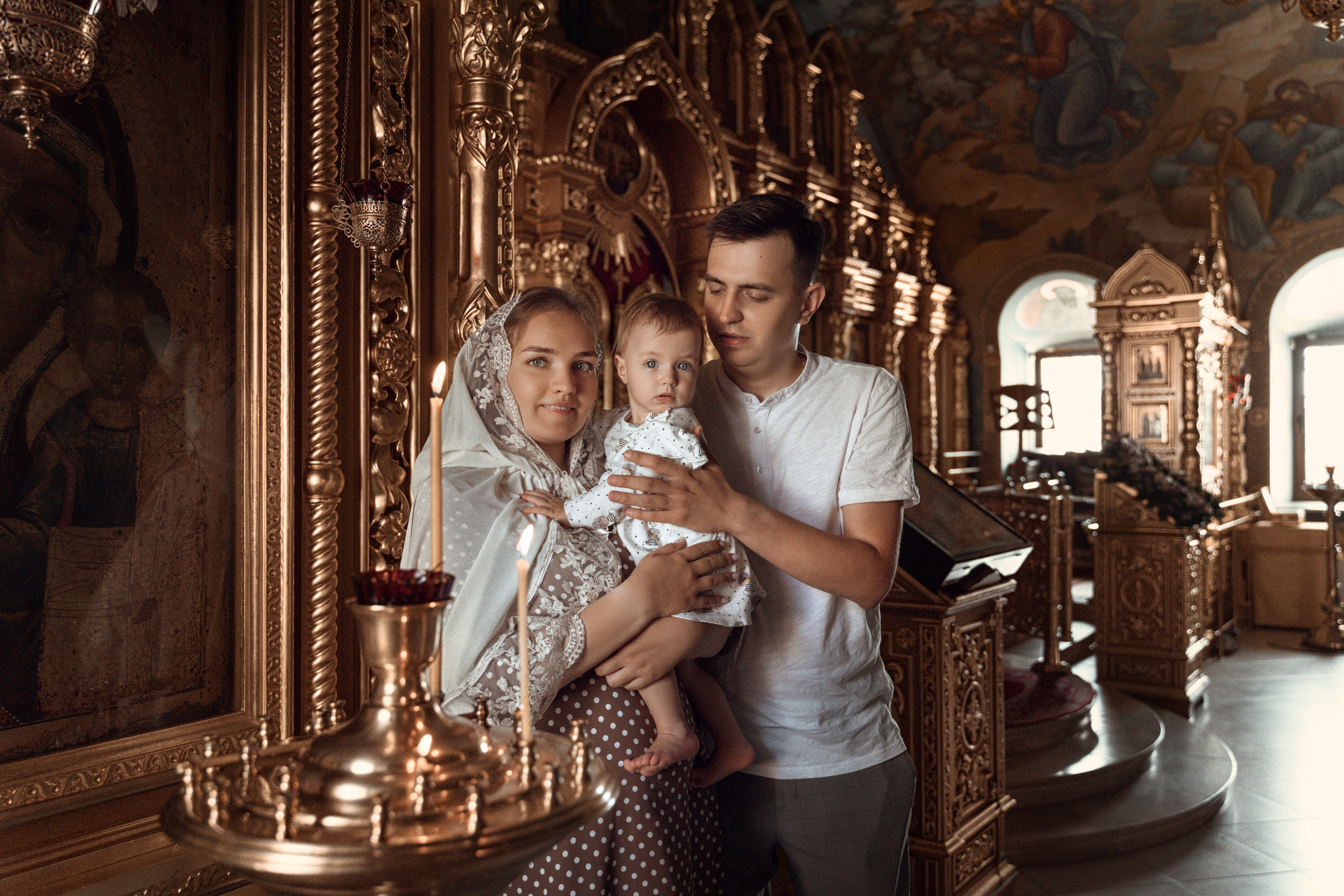 Крещение Ксении Свято-Троицкий Собор. Семейный фотограф и фотограф Таинств Крещения (Венчания) г. Саратов