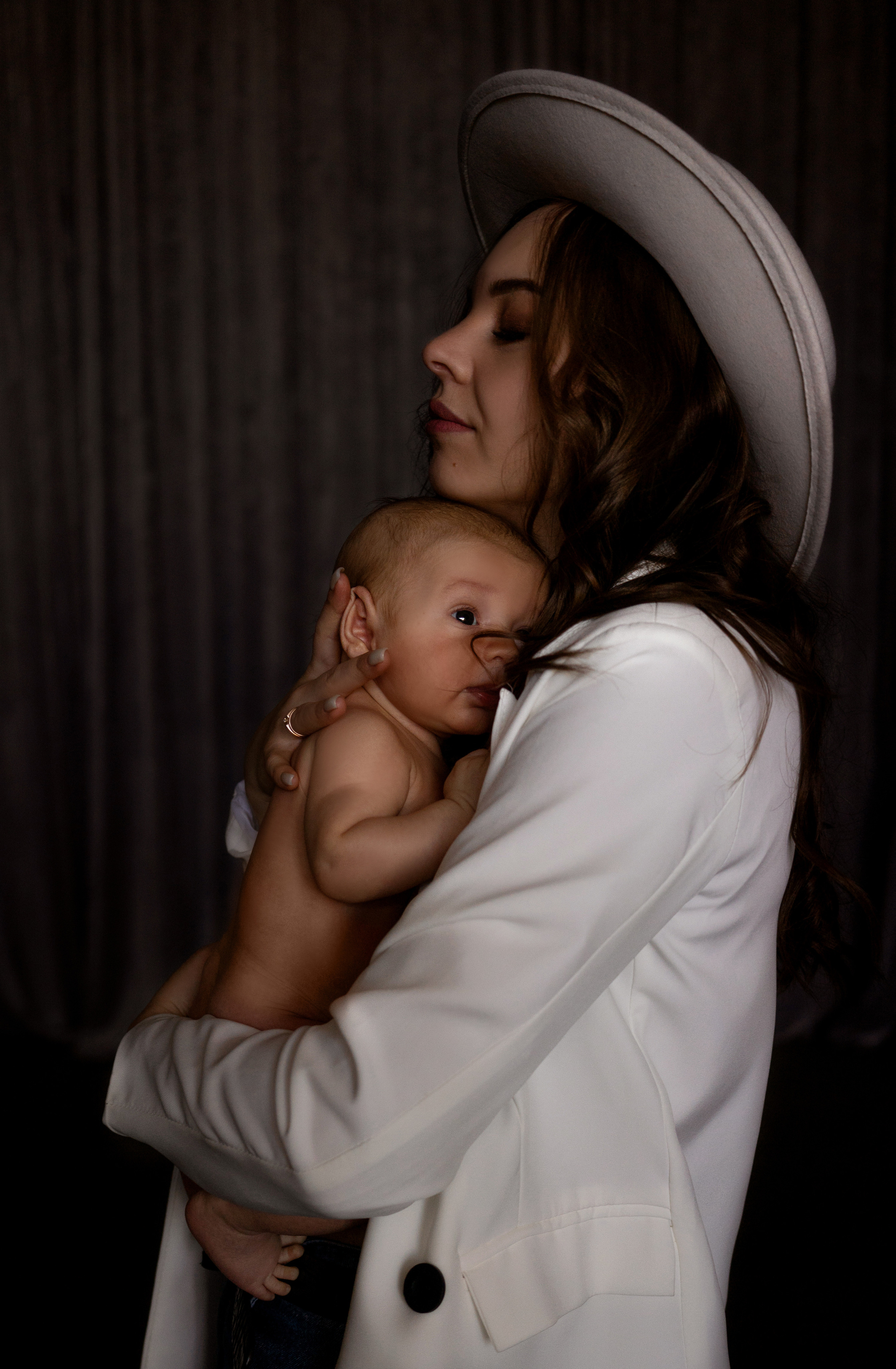 Семейные истории. Семейный фотограф и фотограф Таинств Крещения (Венчания) г. Саратов