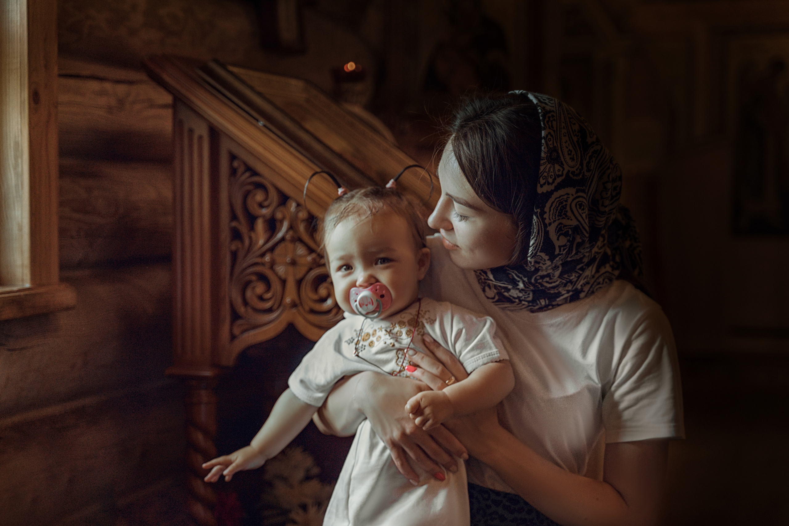 Крещение Даины. Семейный фотограф и фотограф Таинств Крещения (Венчания) г. Саратов