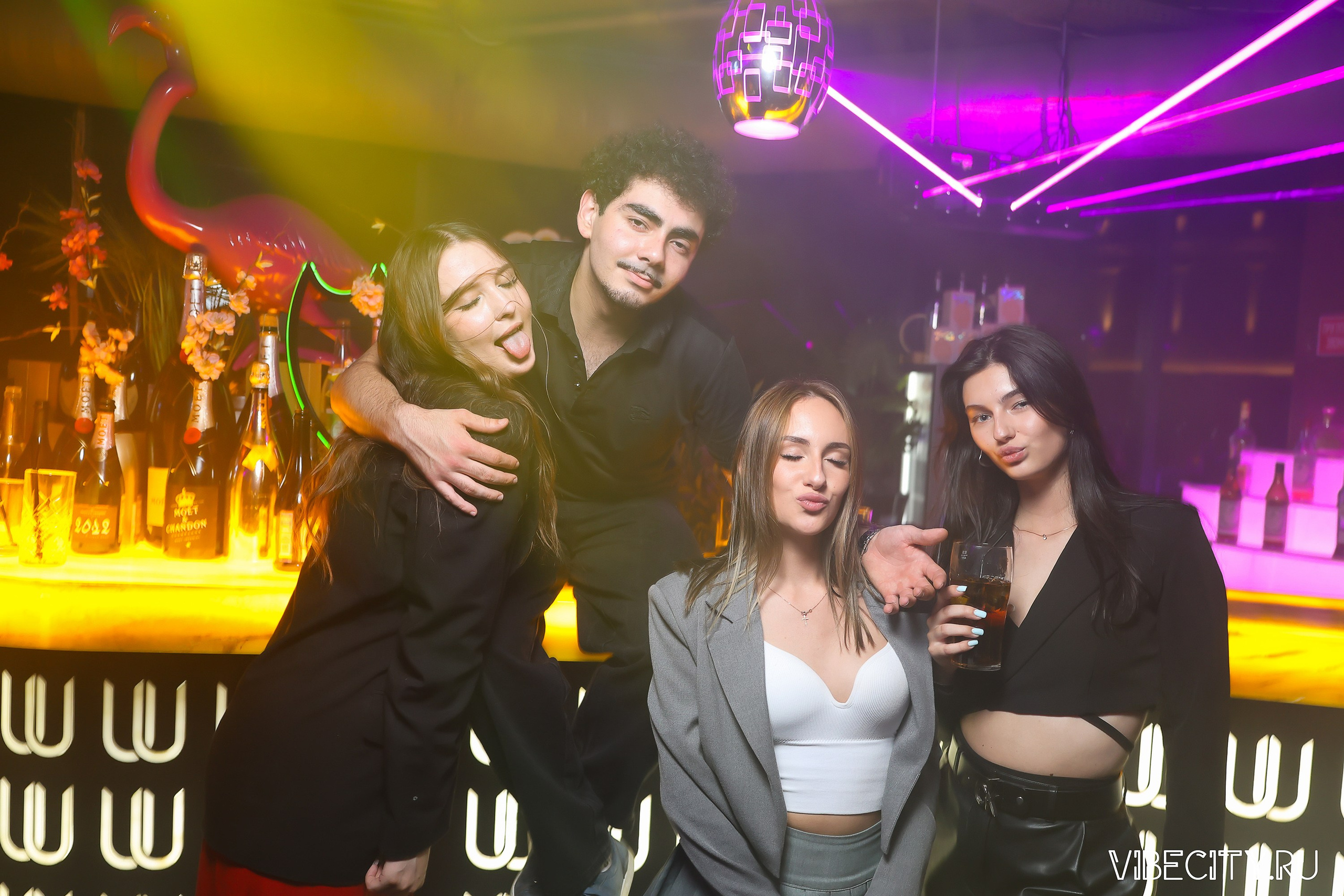 DOUBLE U. VIBECITY.RU Вайб Сити Ру Фоторепортажи Фотоотчеты Калининград