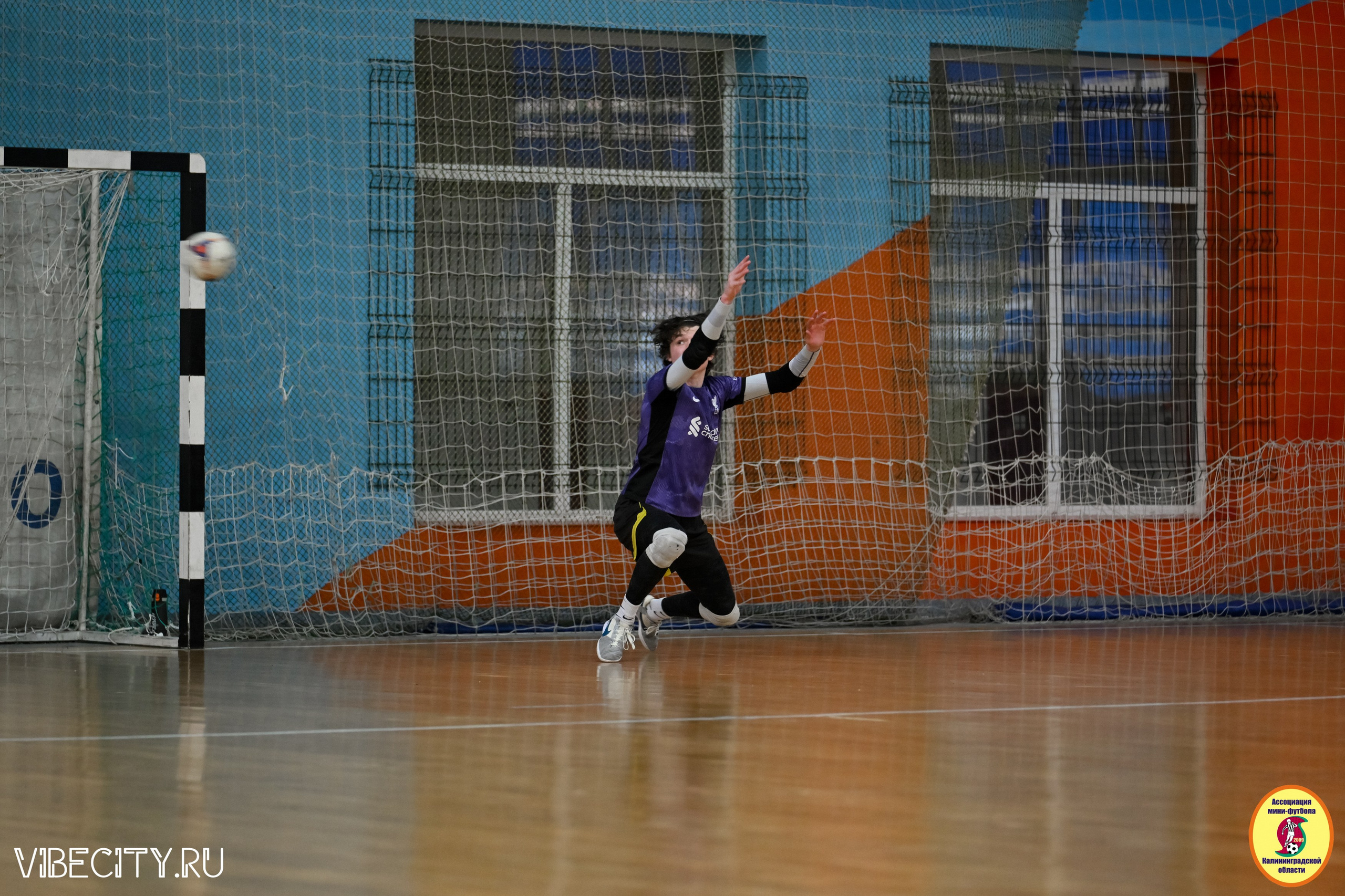8 тур Корпоративной Бизнес-Лиги по футзалу. VIBECITY.RU Вайб Сити Ру Фоторепортажи Фотоотчеты Калининград