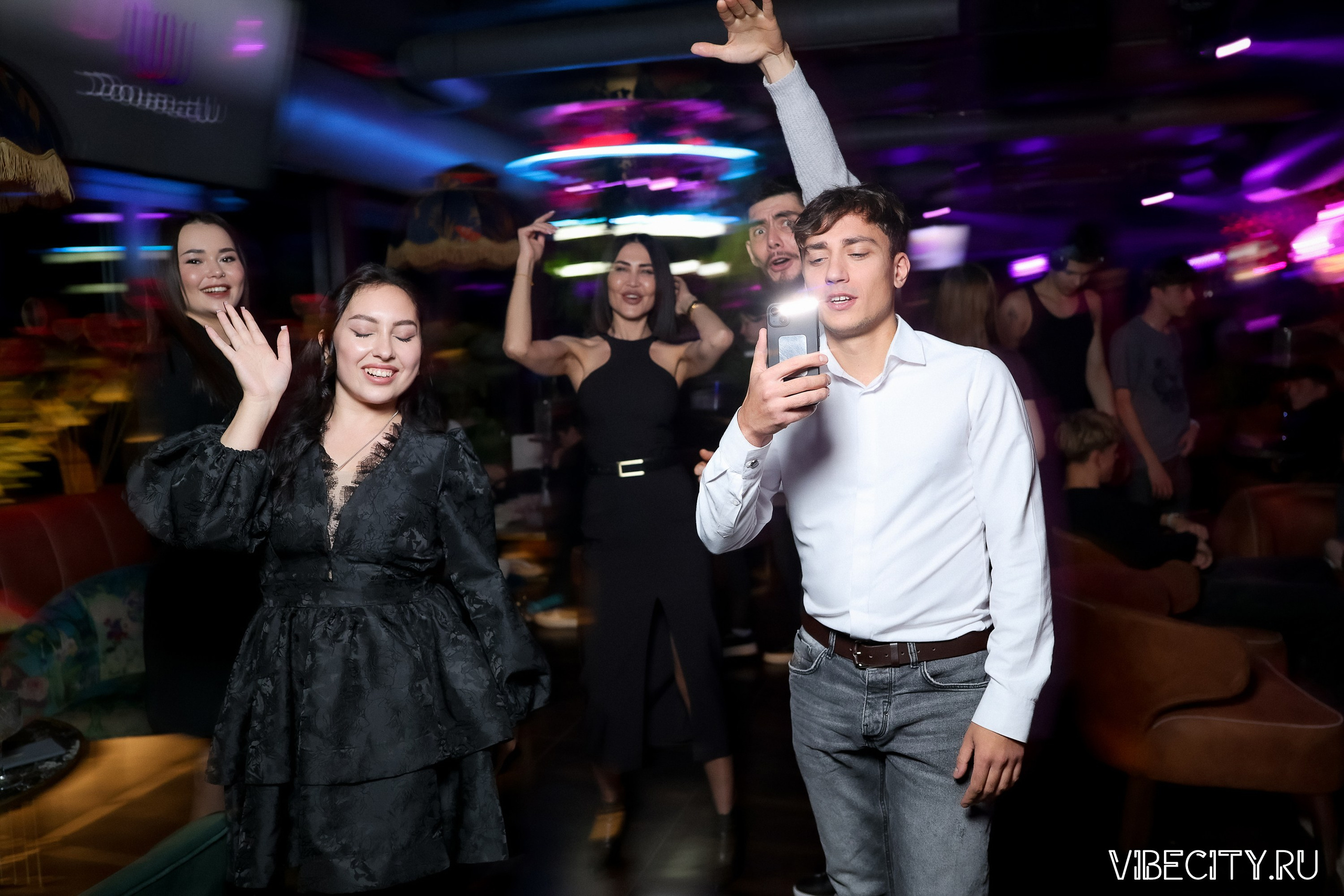 DOUBLE U. VIBECITY.RU Вайб Сити Ру Фоторепортажи Фотоотчеты Калининград