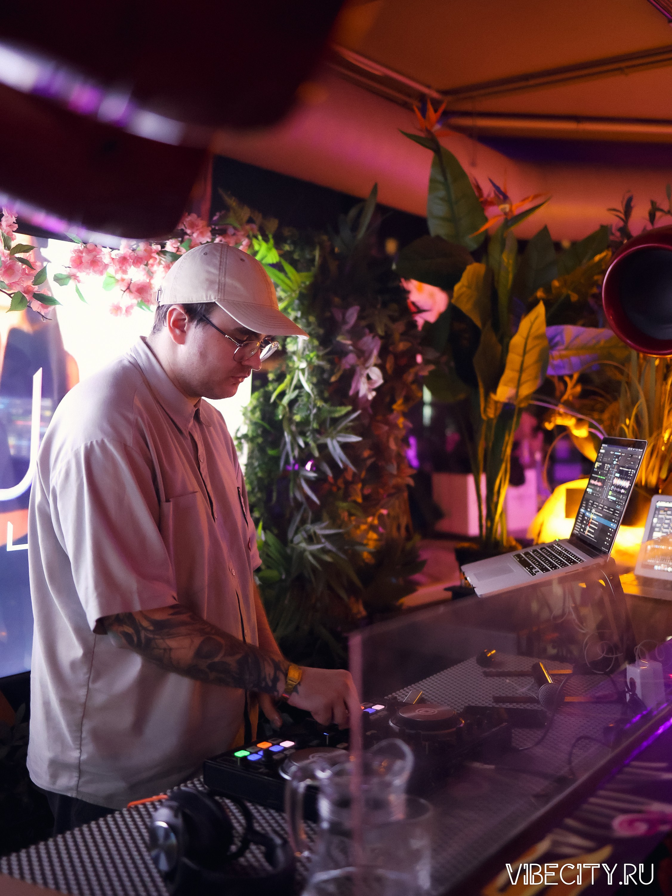 DOUBLE U. VIBECITY.RU Вайб Сити Ру Фоторепортажи Фотоотчеты Калининград