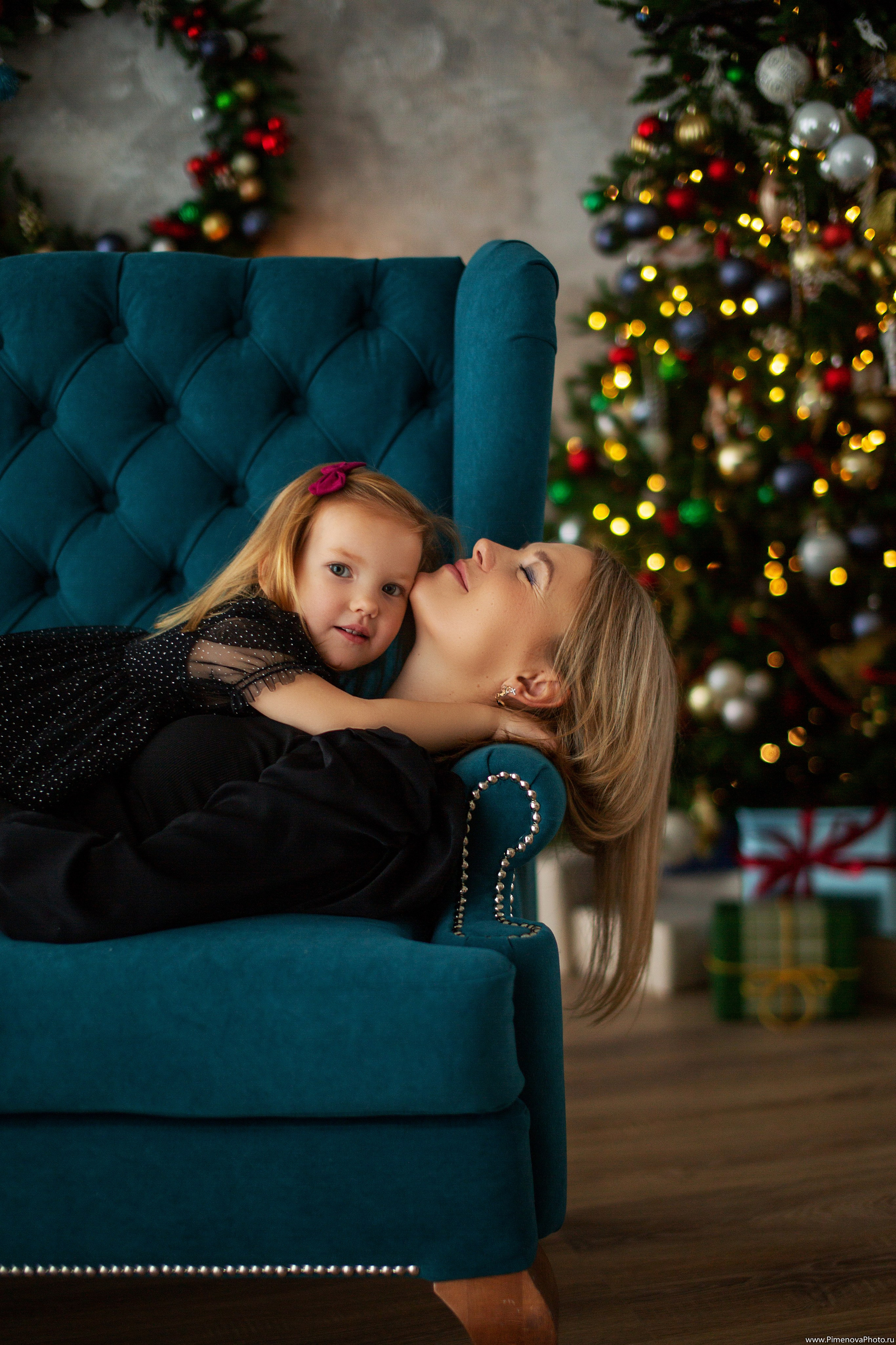 Новогодняя сказка Вари и Маруси, 2024. Семейный и детский фотограф в Петрозаводске