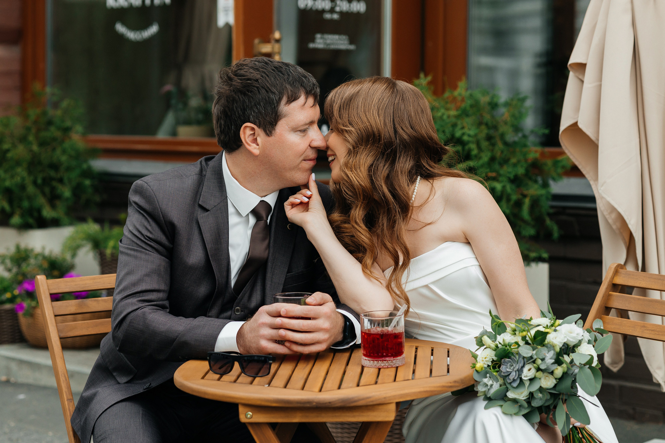 Романтическая выездная церемония. Олег Сверчков | Свадебный фотограф Вологда