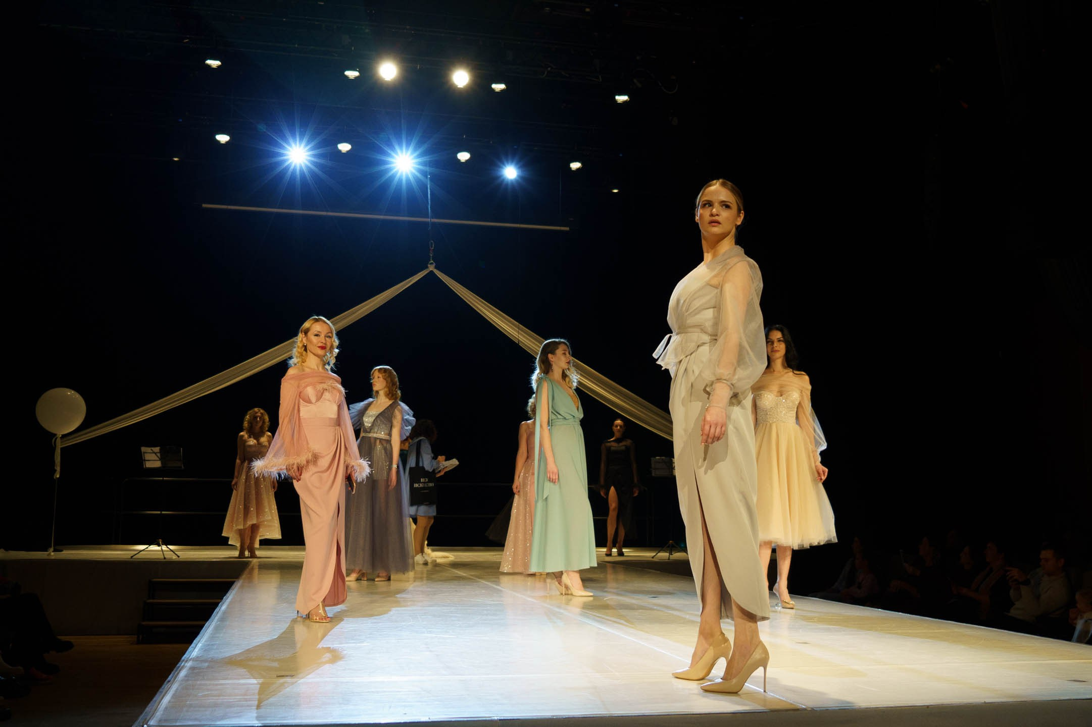 Дефиле. Фотограф/ видеограф Катя Ильина Калуга