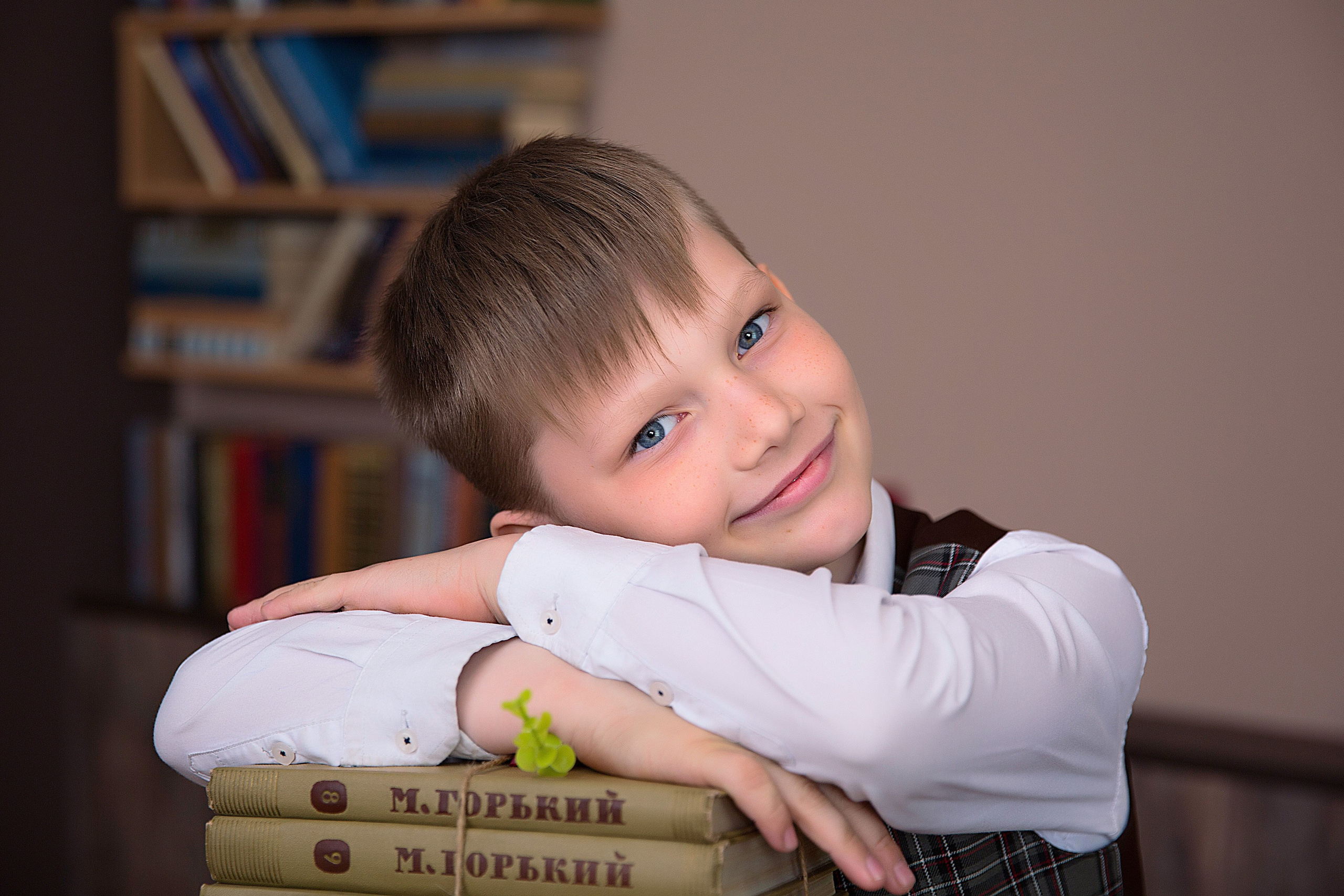 Выпускные фотосессии. Детский школьный фотограф в Кемерово Зиновьева Екатерина