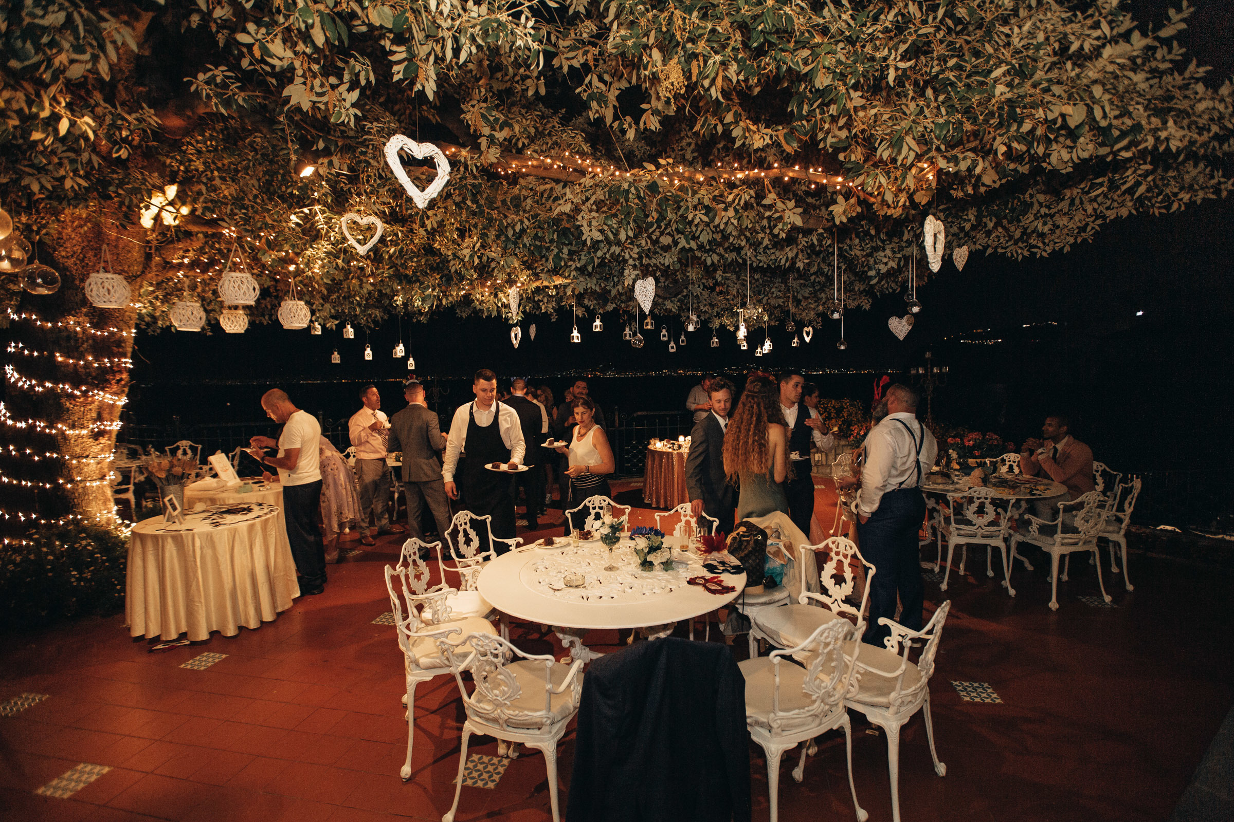 Свадьба в Италии, в романтическом городе Сорренто. Photographer and videographer for wedding in Italy: Rome, Milan, Venic