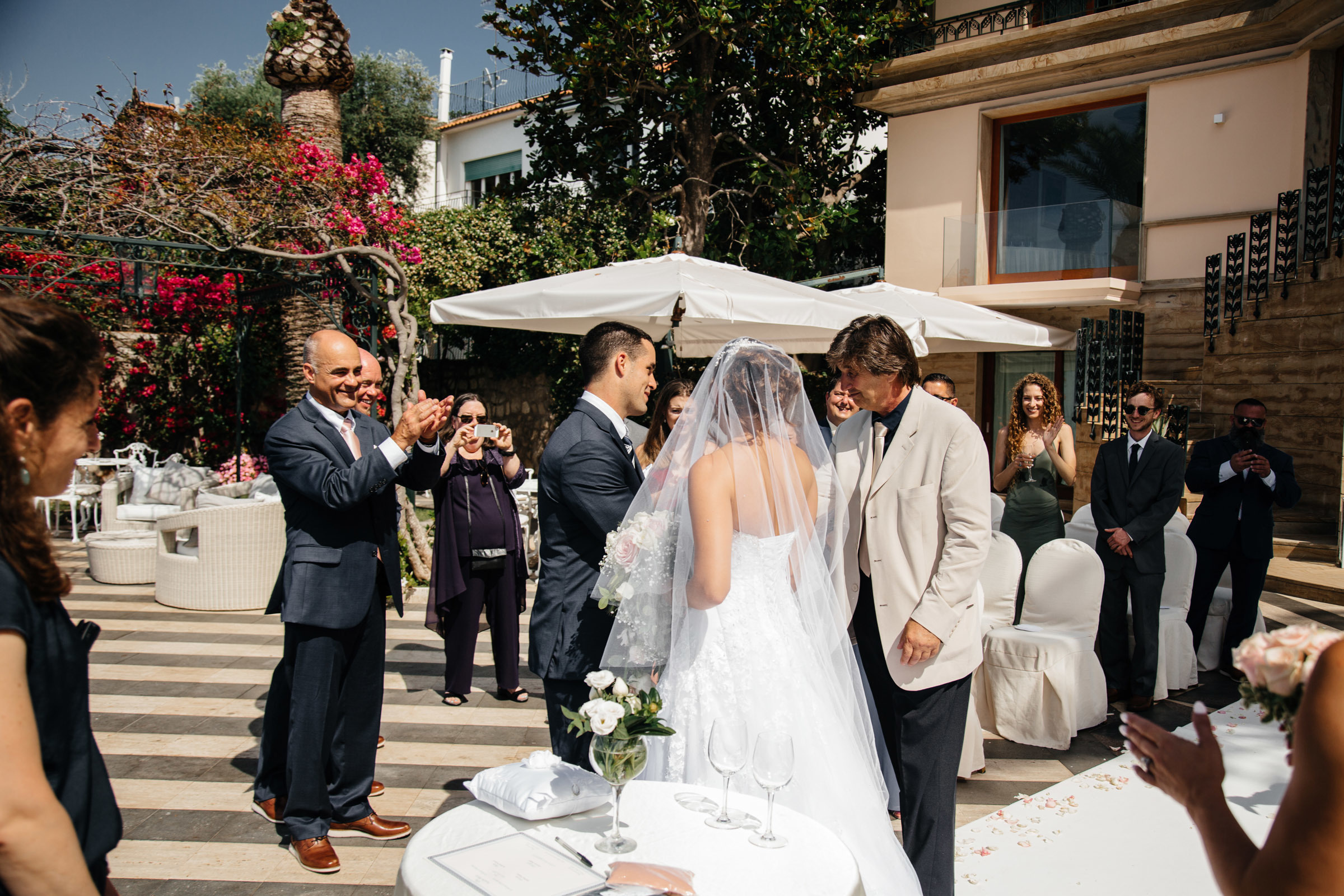 Свадьба в Италии, в романтическом городе Сорренто. Photographer and videographer for wedding in Italy: Rome, Milan, Venic