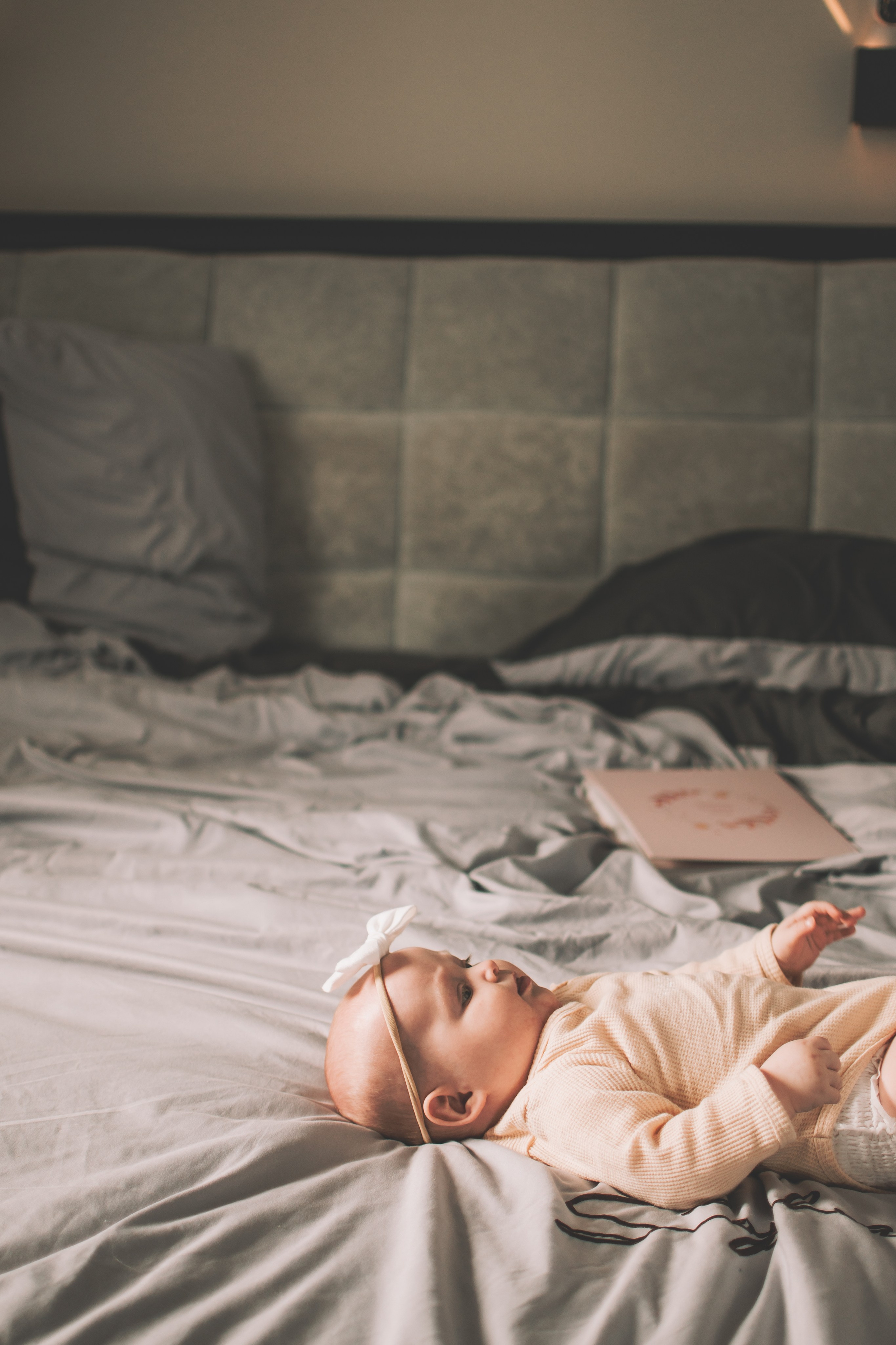 Съемка в честь полгодика. Семейный и свадебный фотограф Губкинский и Ставрополь