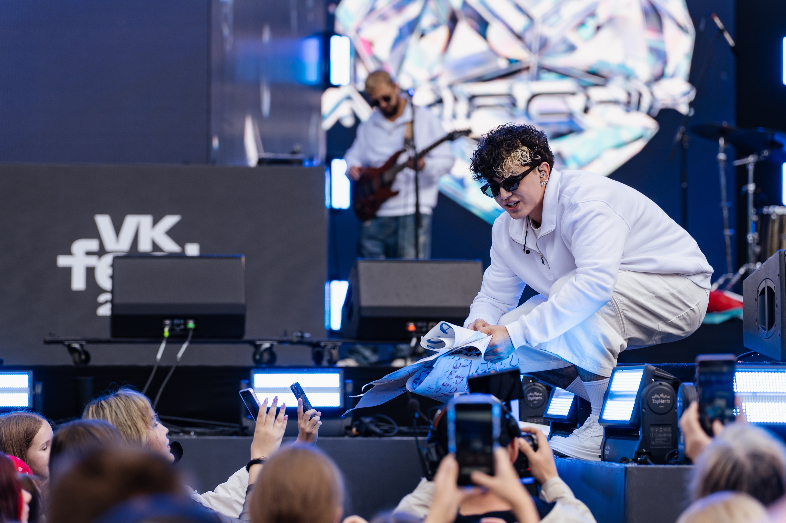 VK FEST Инфлюенсеры. Андрей Сухинин репортажный свадебный фотограф Санкт-Петербург