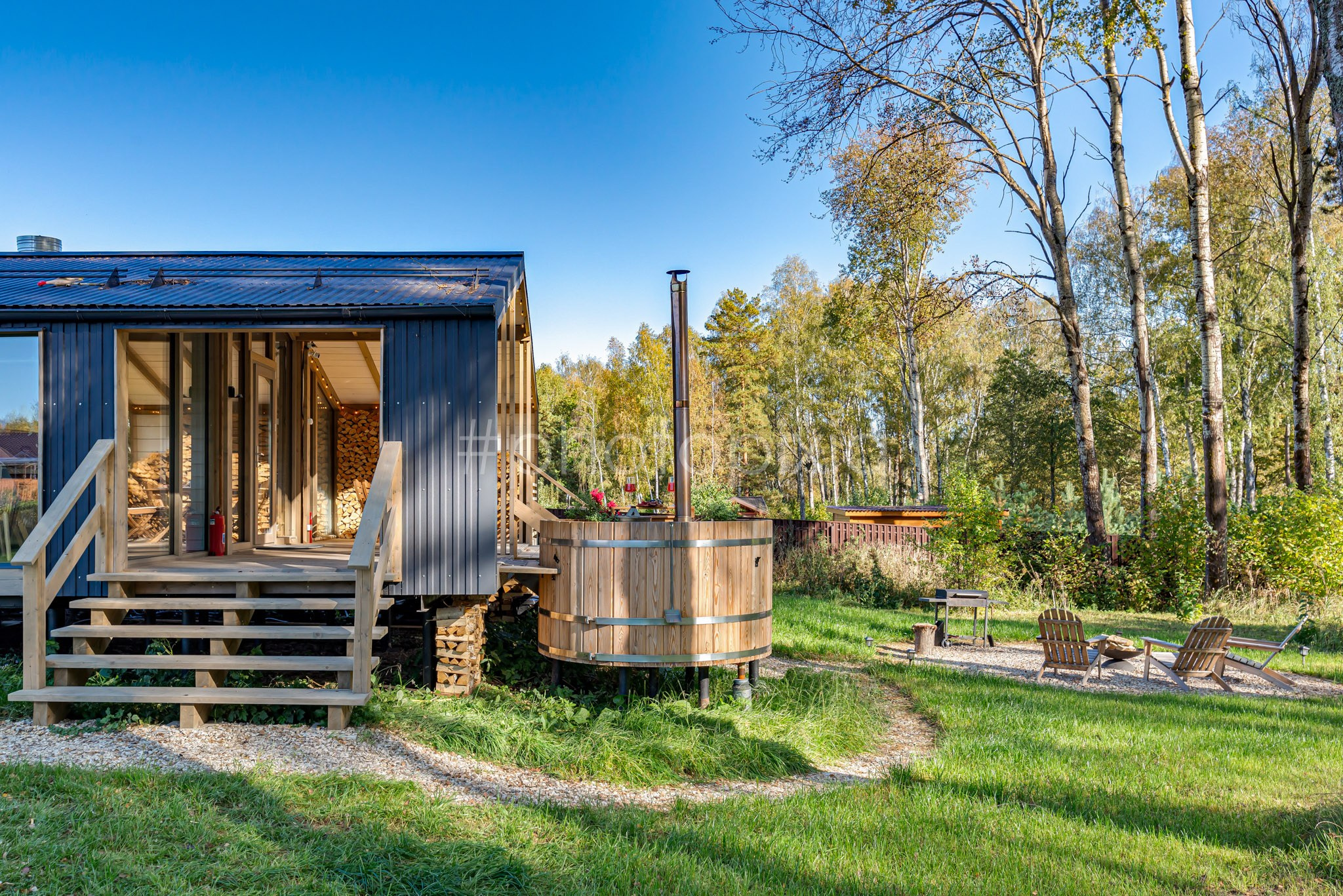 Съёмка загородного дома в КП Романовский Парк для сдачи в аренду. Интерьерная съёмка и виртуальные туры — Интерьерный фотограф Кузнецов Сергей (photopixiq)