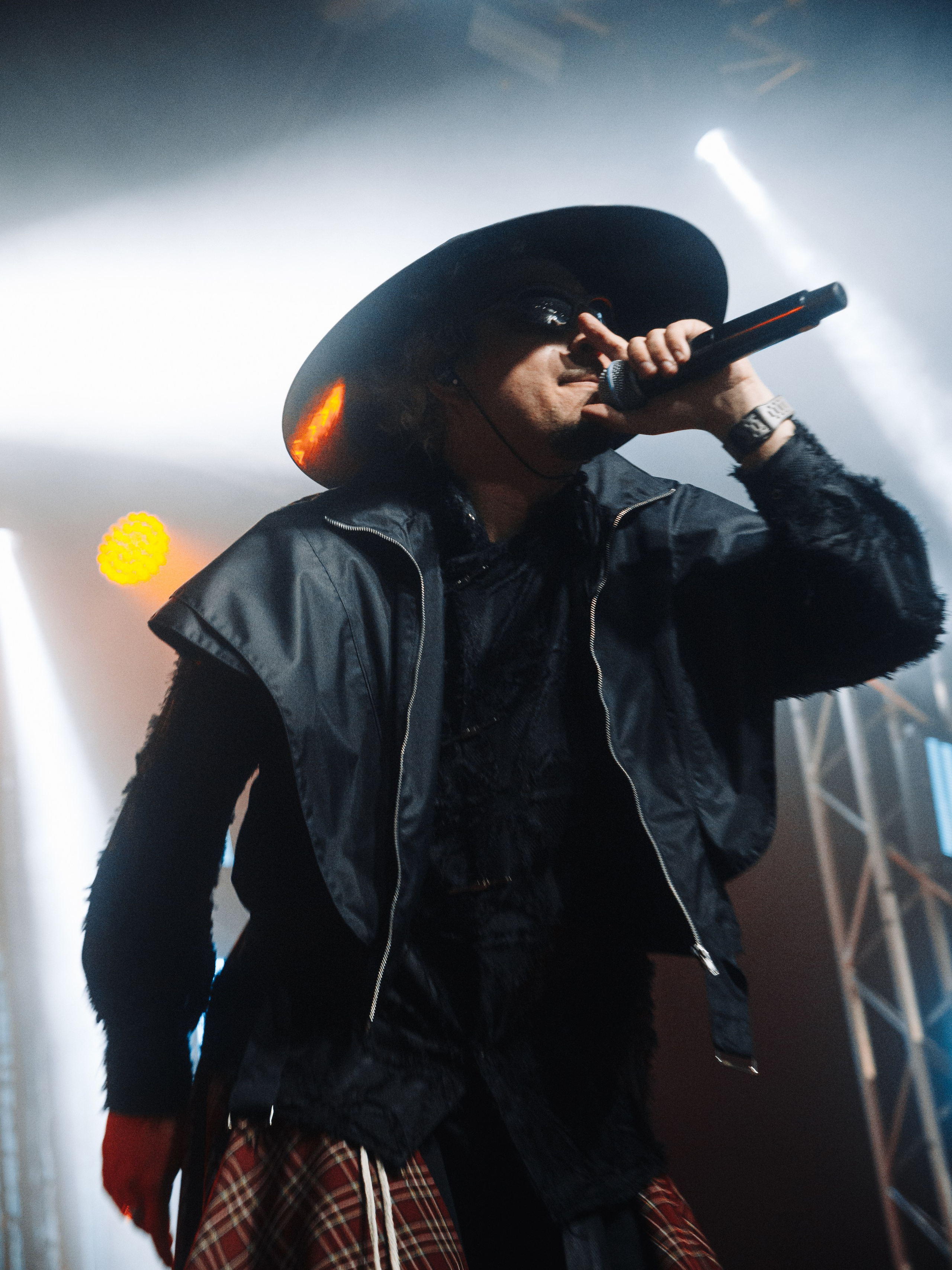 SQWOZ BAB. Фотограф из Санкт-Петербурга Валерия Ленских