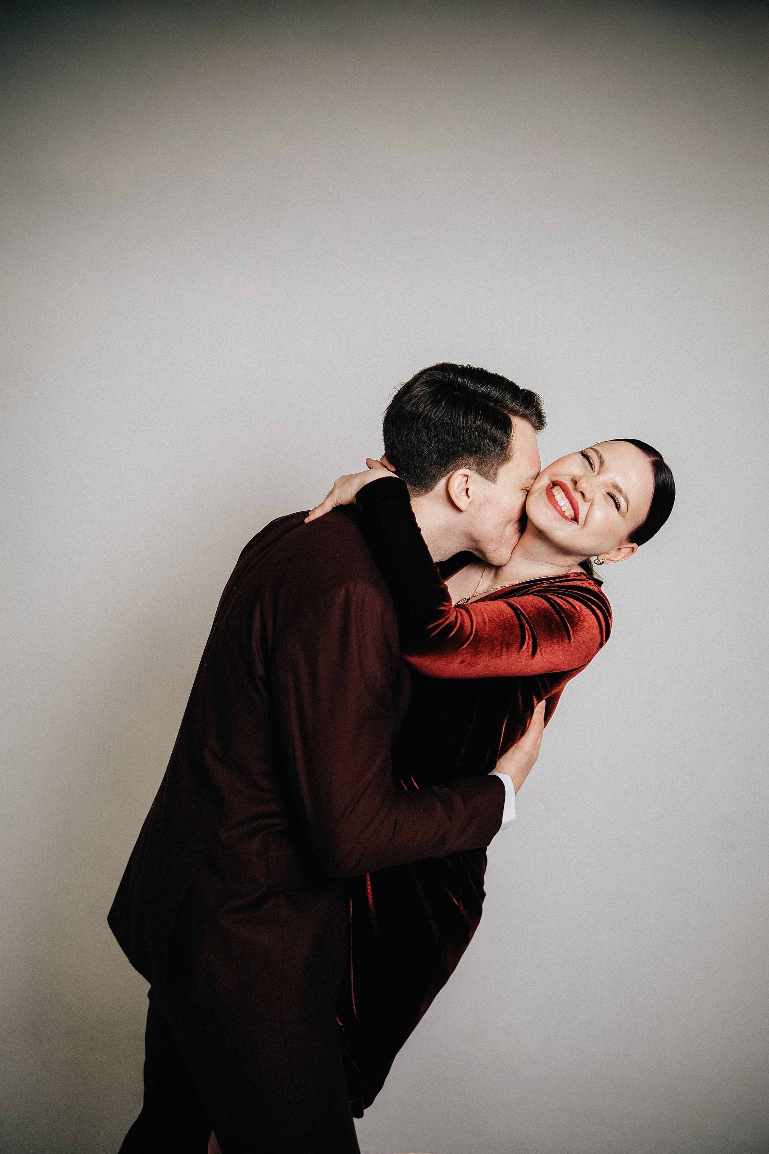 Галя & Влад. Phdkvmr.ru