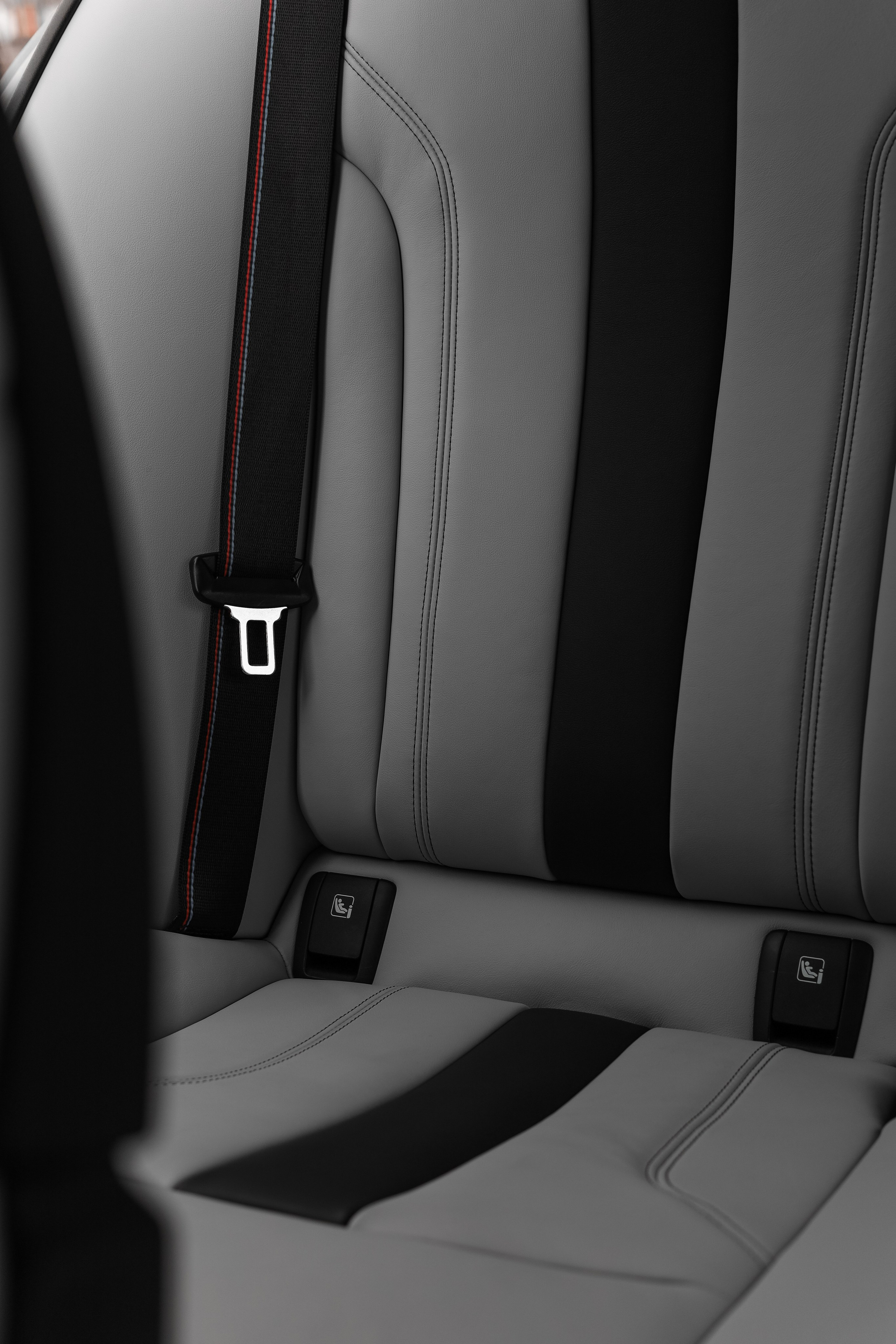 𝐵𝑀𝒲 𝑀5. Wedding Photographer from St.Petersburg