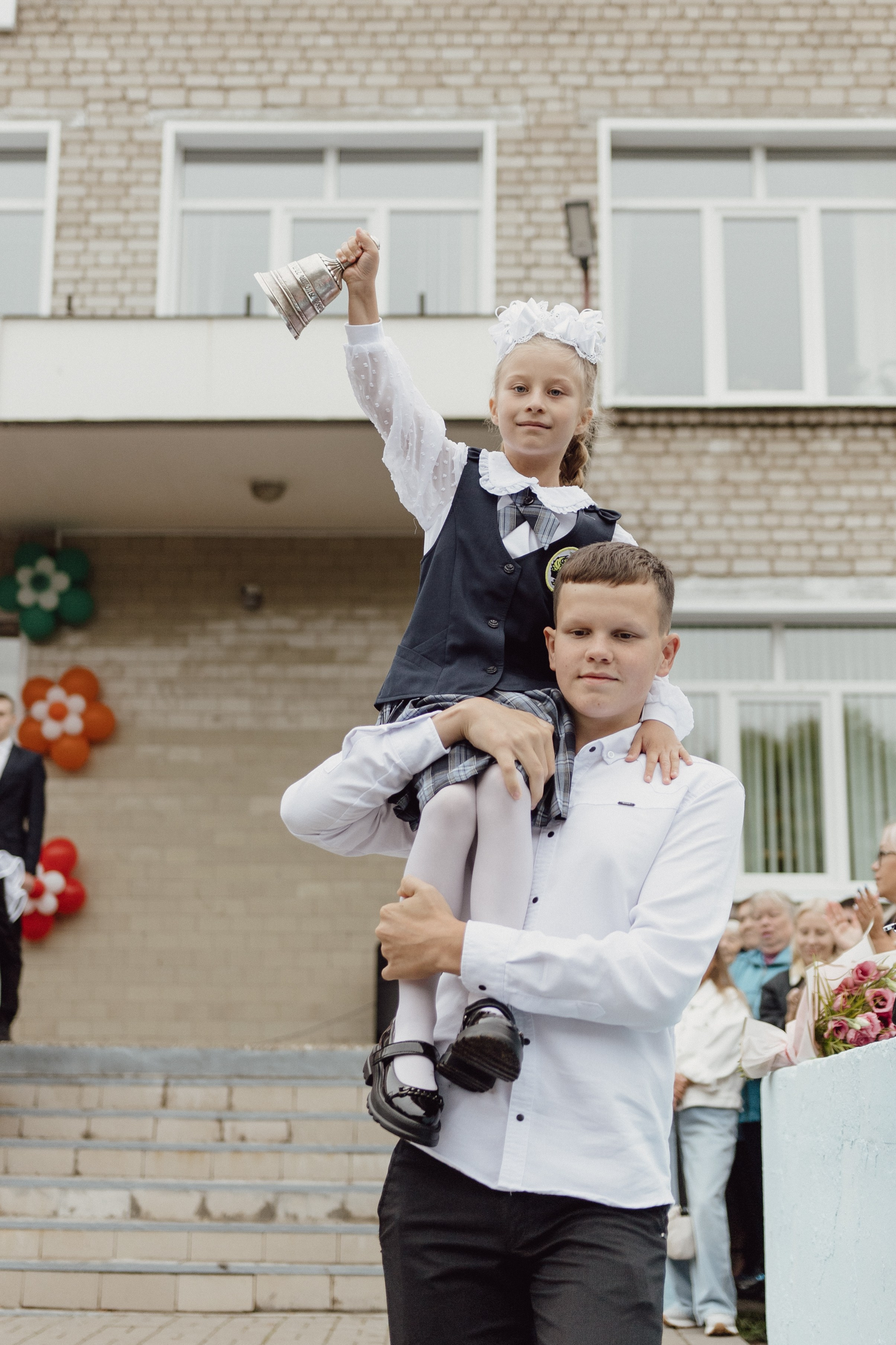 1 сентября 1 «Б» класса. Фотограф в Кирове и Кирово-Чепецке Валерия Шиляева