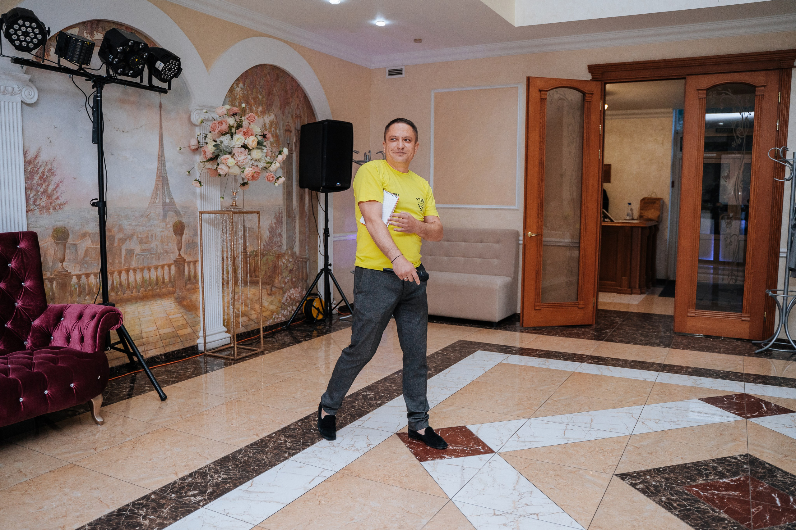 Yes Holding. Свадебный фотограф в Симферополе