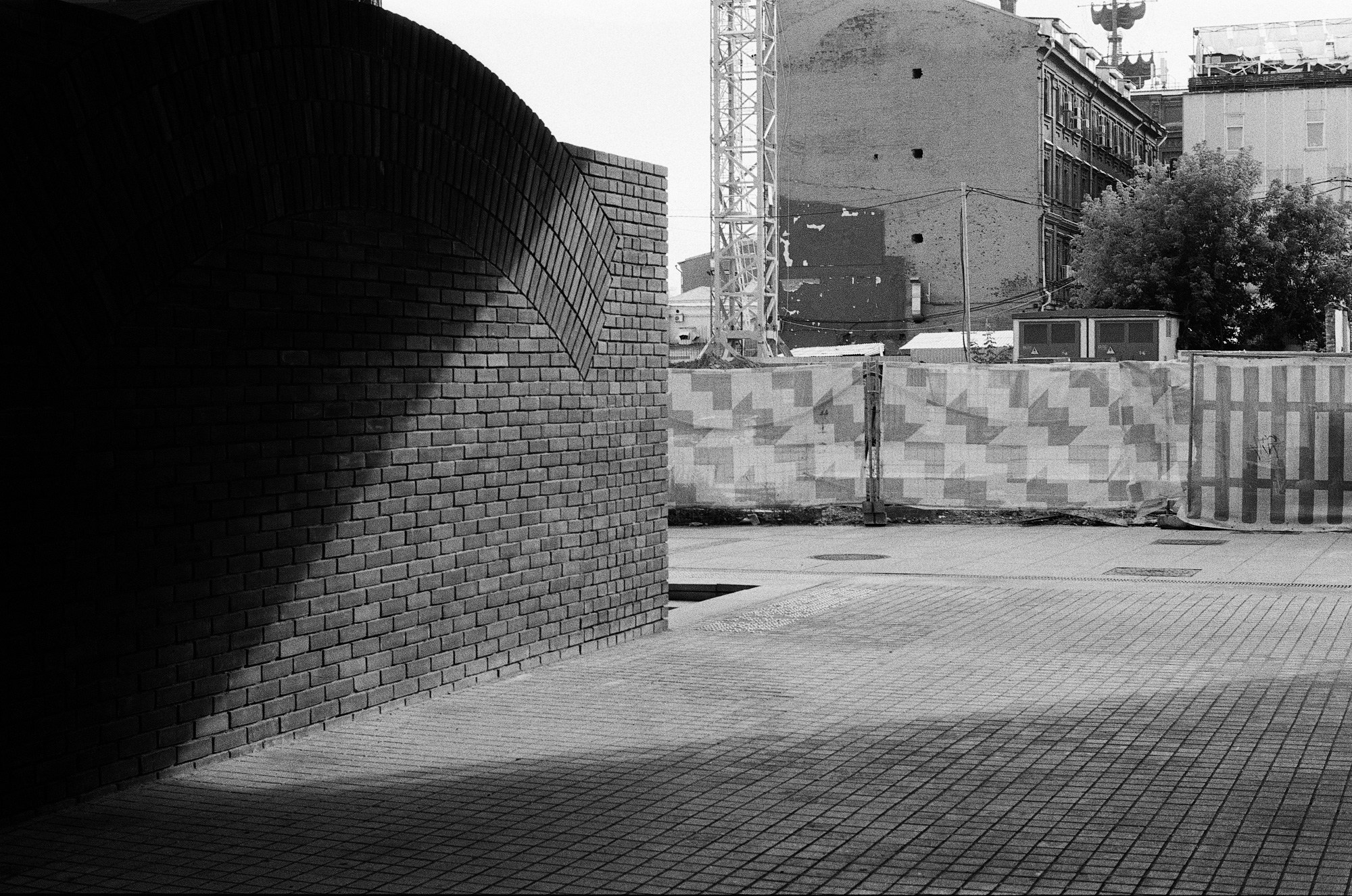 Прогулка по центру Москвы. Другой Павел Поцелуев. Фотограф в 2025 году