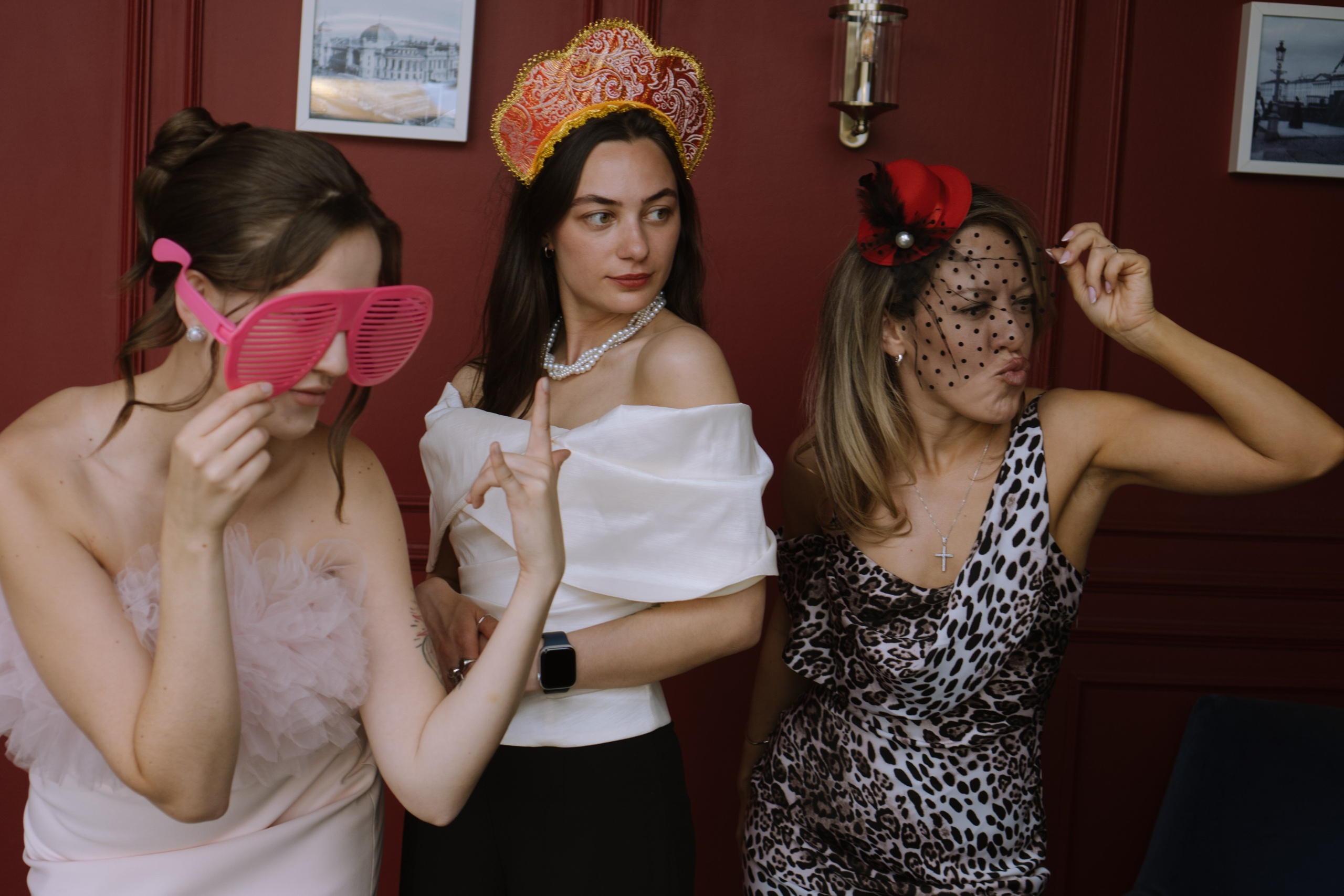 СВАДЕБНЫЙ БАНКЕТ НА ВЛАДИМИРСКОЙ В САНКТ-ПЕТЕРБУРГЕ (КАМЕРНАЯ СВАДЬБА). Профессиональный фотограф, Санкт-Петербург — Виктория Богомолова