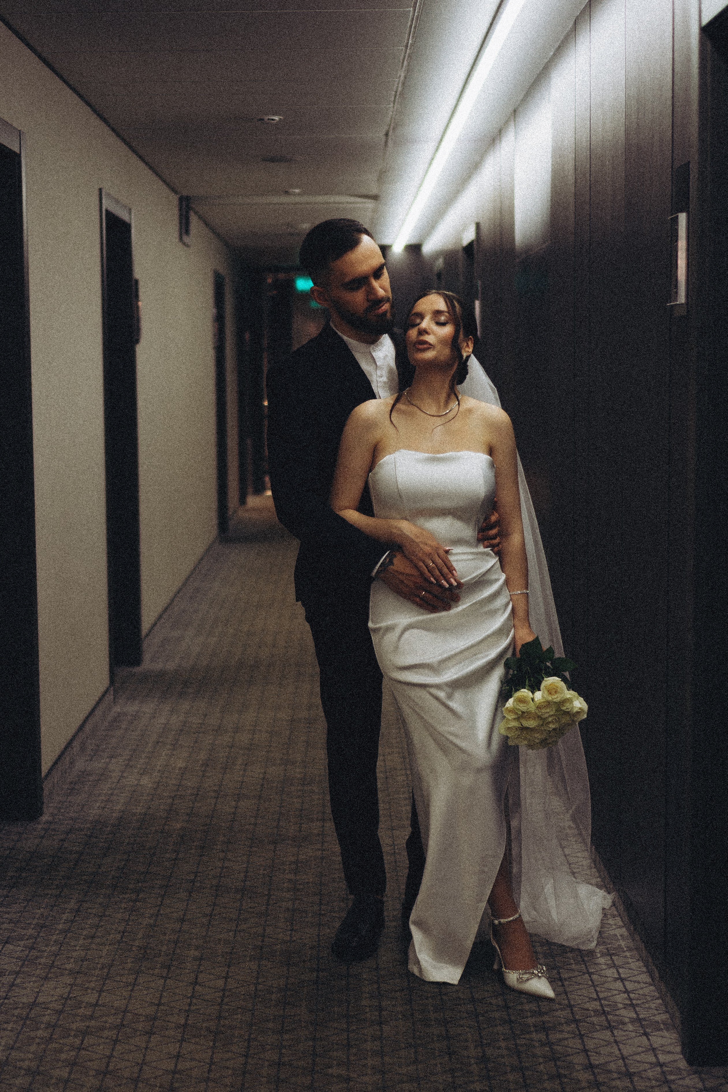 СВАДЕБНАЯ СЬЕМКА СБОРОВ ЖЕНИХА И НЕВЕСТЫ В ОТЕЛЕ И ТАКЖЕ ФОТОСЕССИИЯ В ОТЕЛЕЕ МЕГАПОЛИС БРЯНСК. Профессиональный фотограф, Санкт-Петербург — Виктория Богомолова