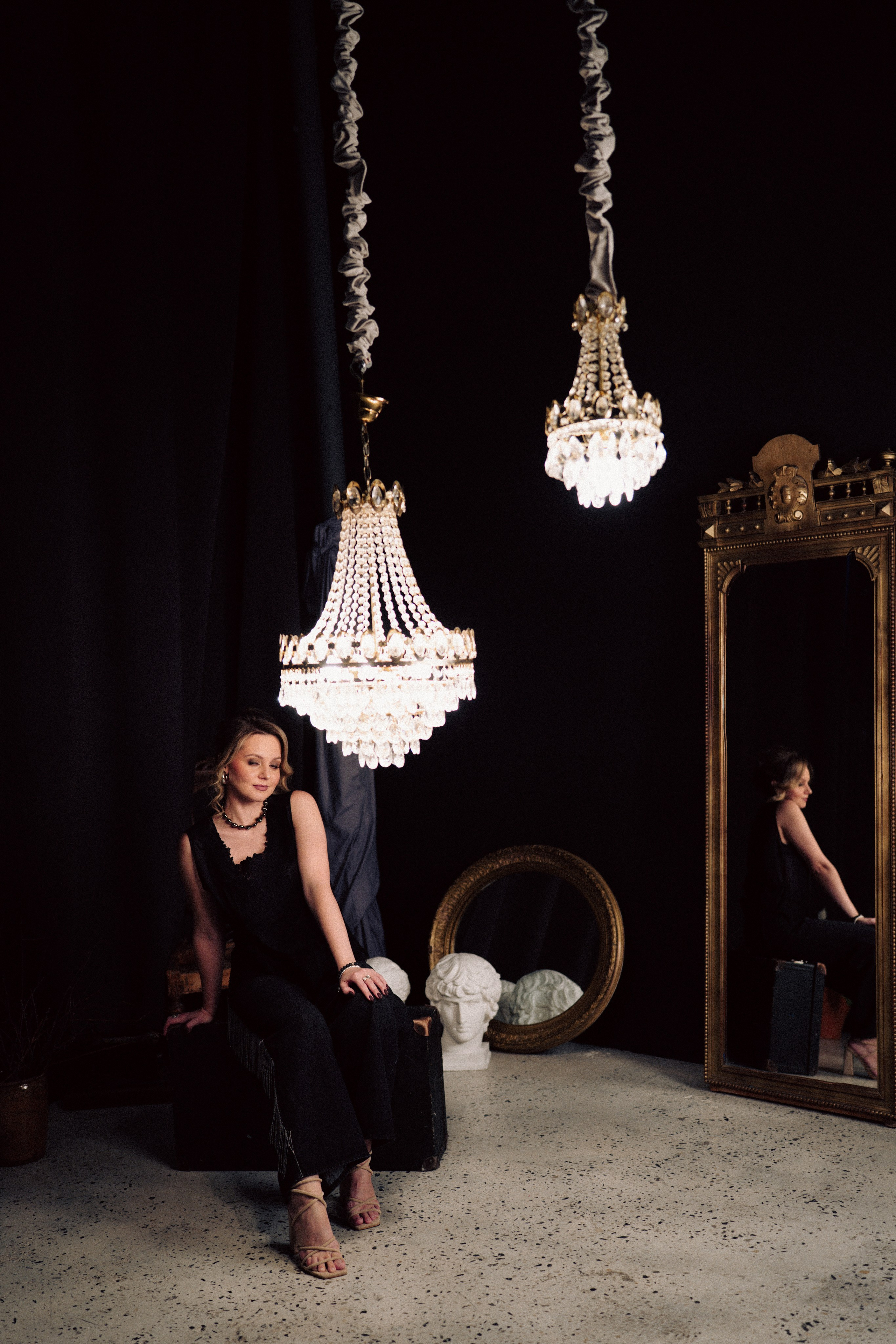 НОВОГОДНЯЯ ФОТОСЕСИИЯ В СТУДИИ ДЛЯ ДЕВУШКИ И ПРОГУЛКА ПО ЧЕРНЫШЕВСКОЙ. Профессиональный фотограф, Санкт-Петербург — Виктория Богомолова