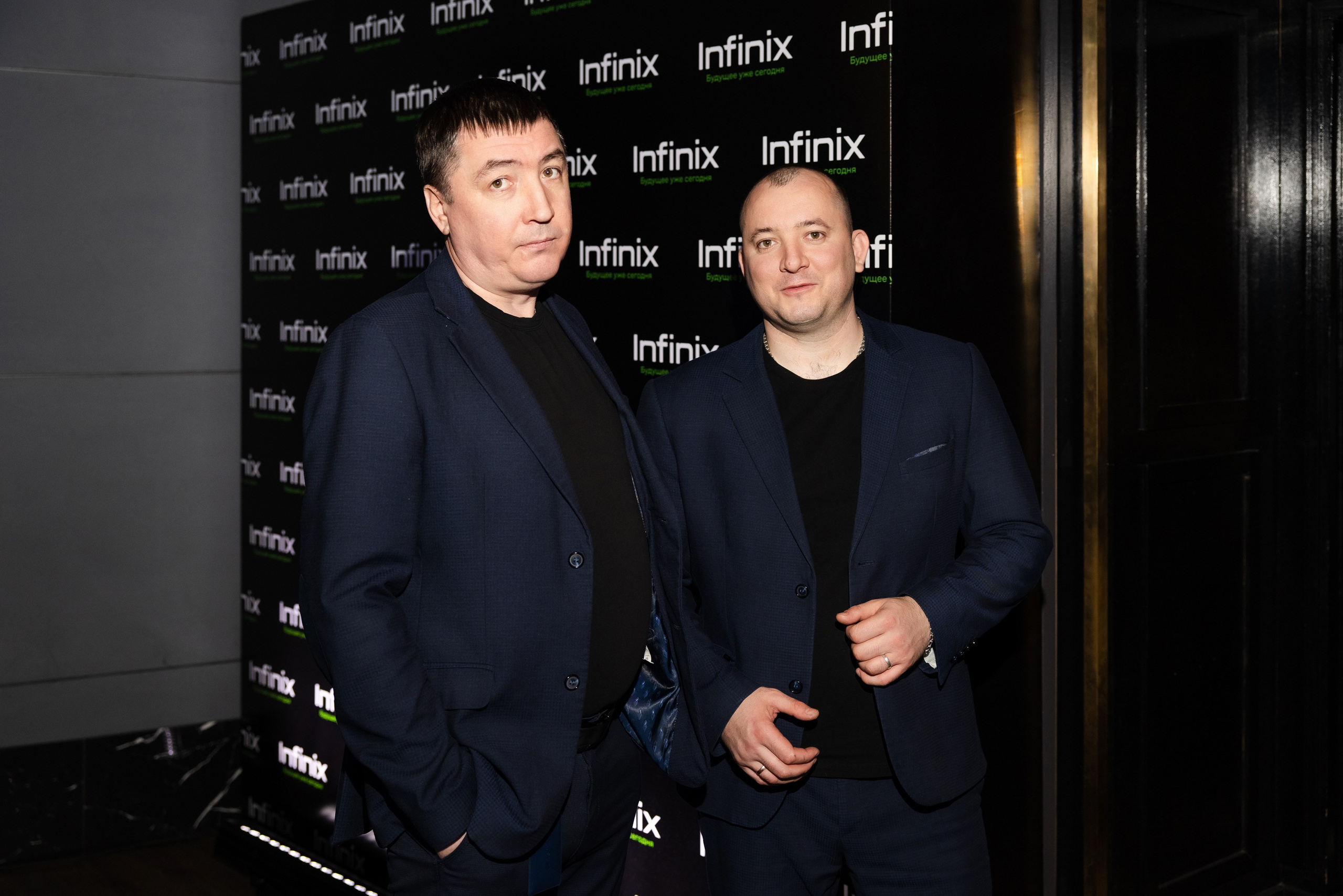 Презентация Infinix. Свадебный репортажный фотограф в Москве