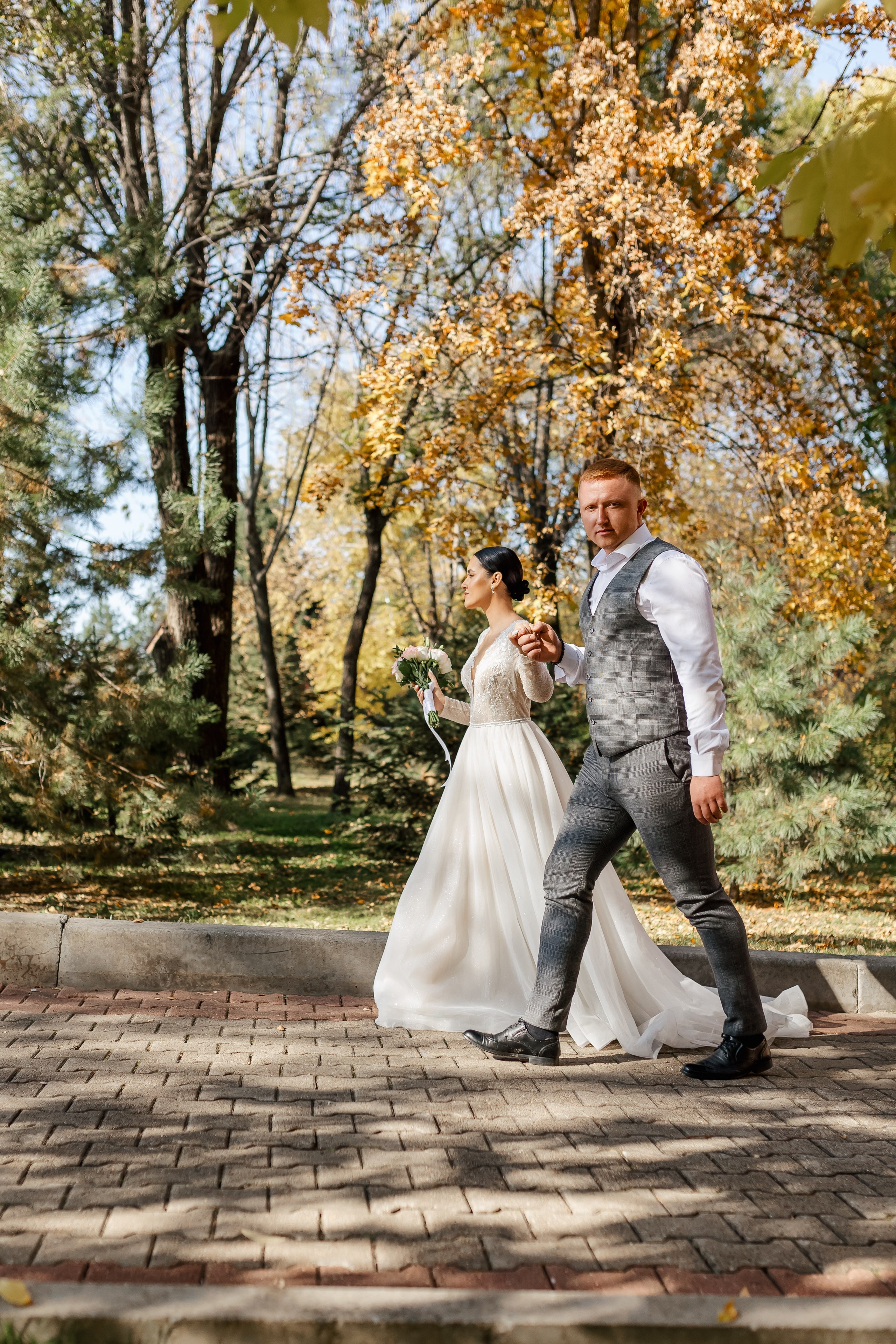 Степан и Алина. Красивая осенняя прогулка. Свадебный фотограф в Хабаровске