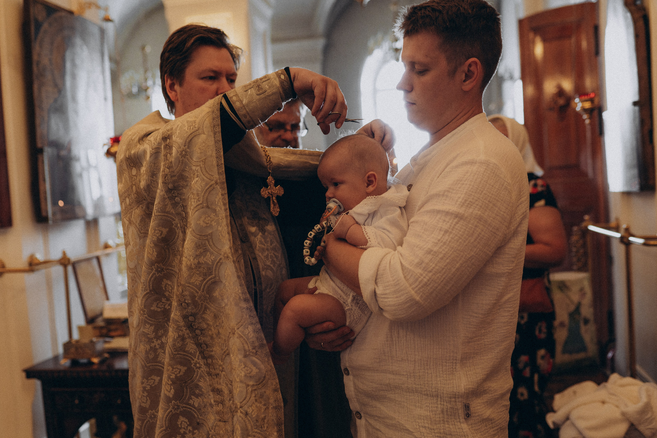 Крещение Димы. Фотограф Торопец Кристина Абрамова Kanwellia photography