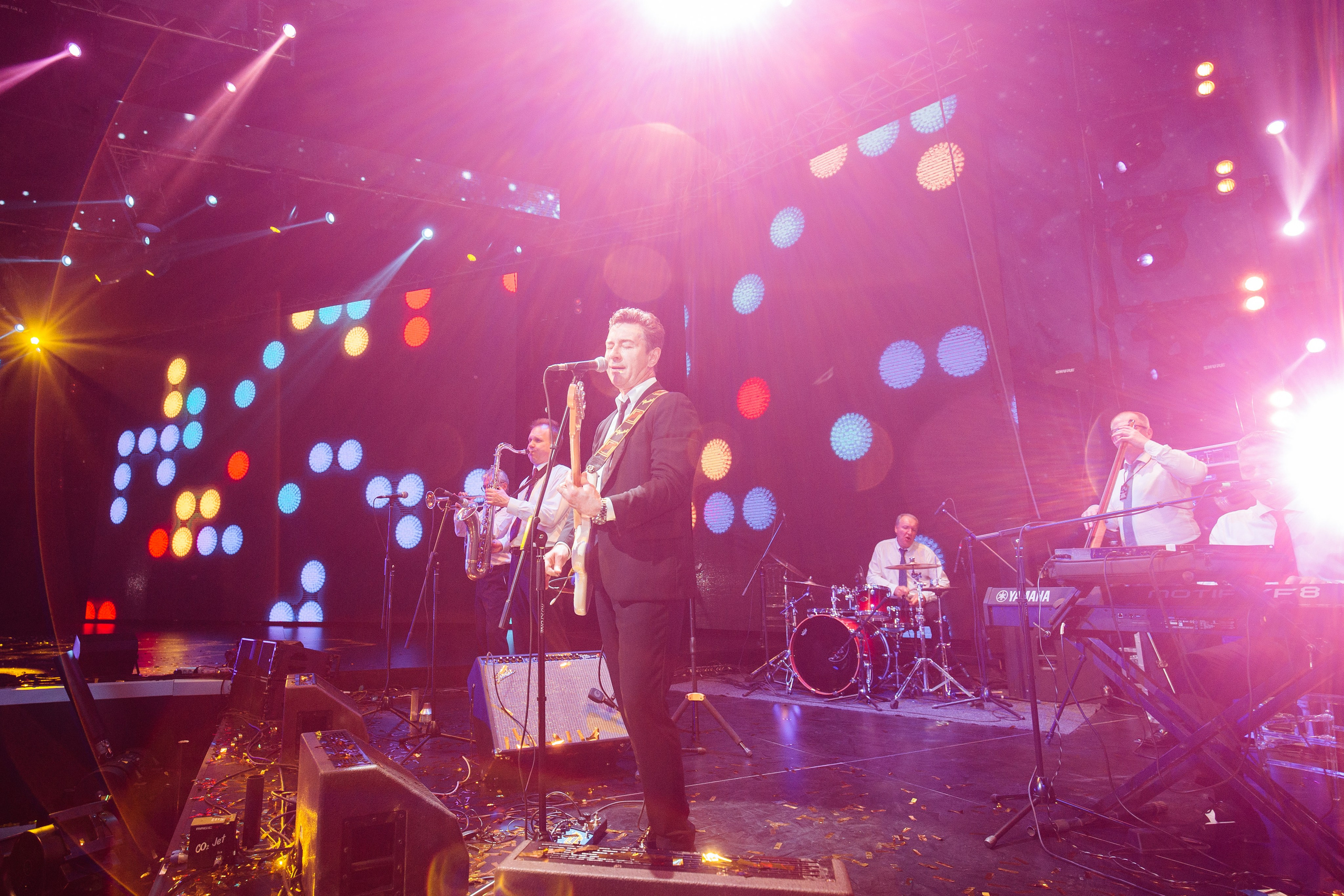 "УралОптИнструмент" 20    лет. Это было феерично!. Портфолио свадебного фотографа. Роман Каргаполов