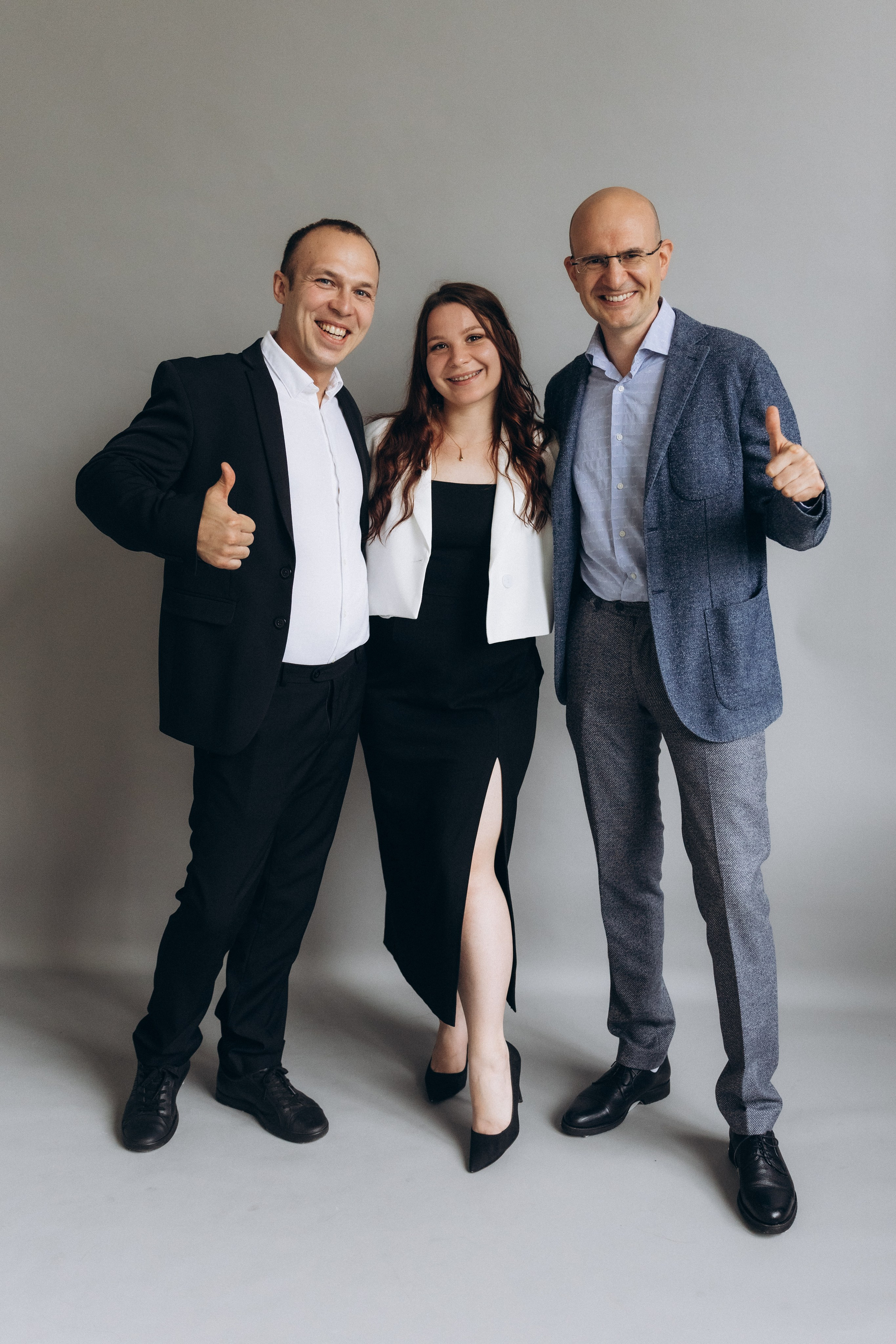 Фотосессия стоматологов в студии. Фотограф Артем Бросов в Санкт-Петербурге и Дубае