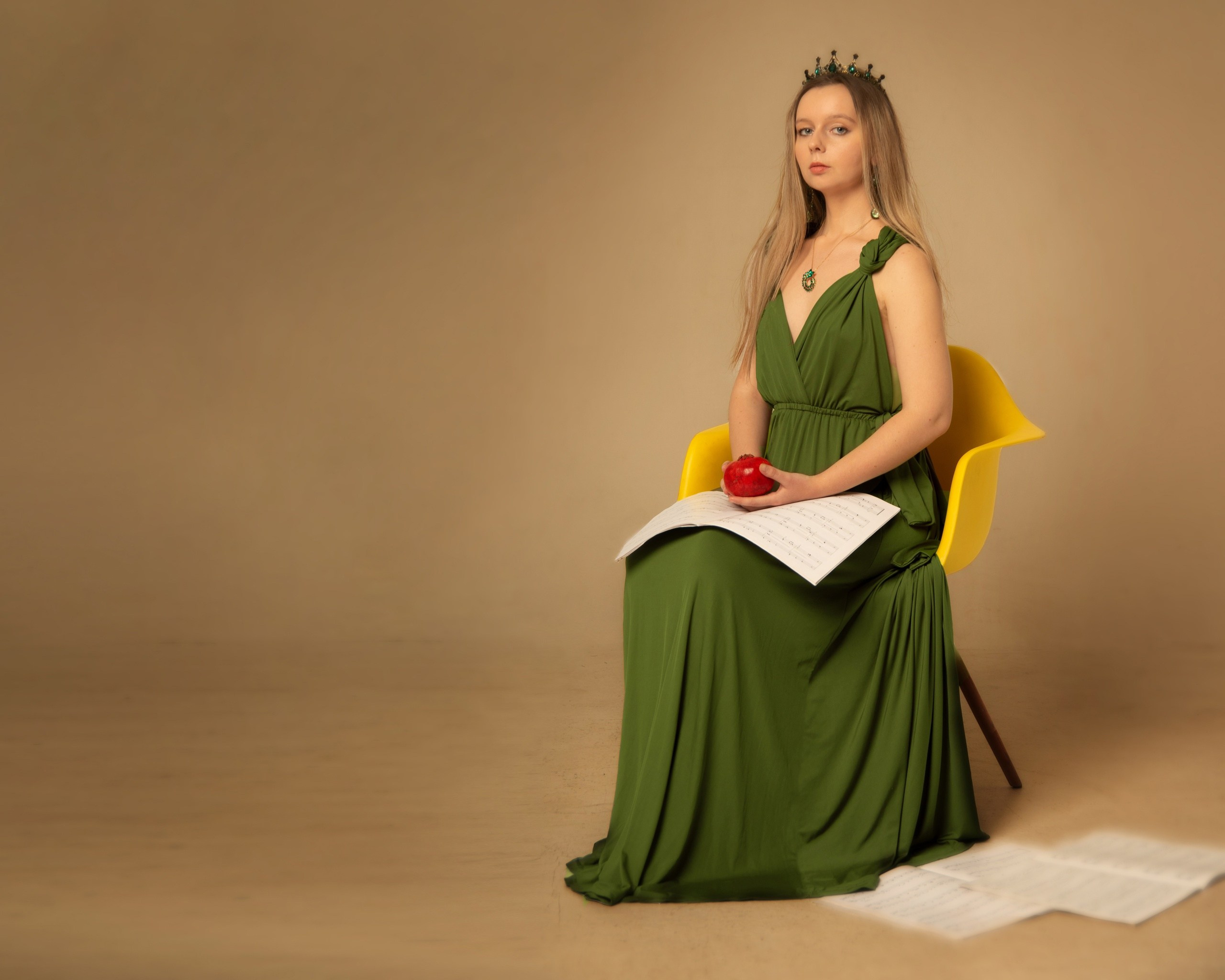 Женский портрет. Фотограф Марина Доглядная Челябинск фотосессии с лошадьми, мотоциклами