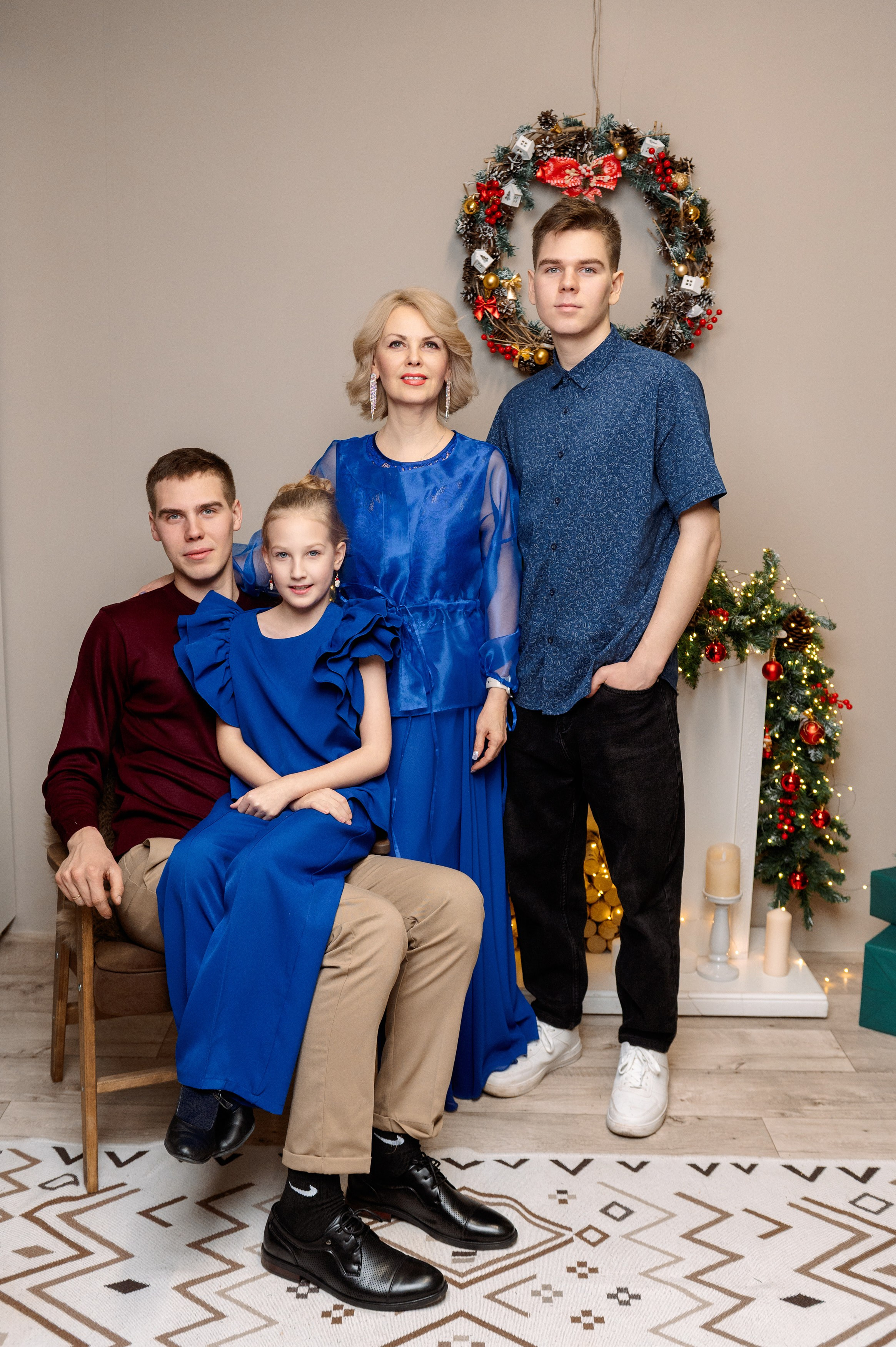 Семья Александриных и Аржанниковых 2025. Семейный, свадебный, школьный фотограф в Железногорске Целуев Андрей