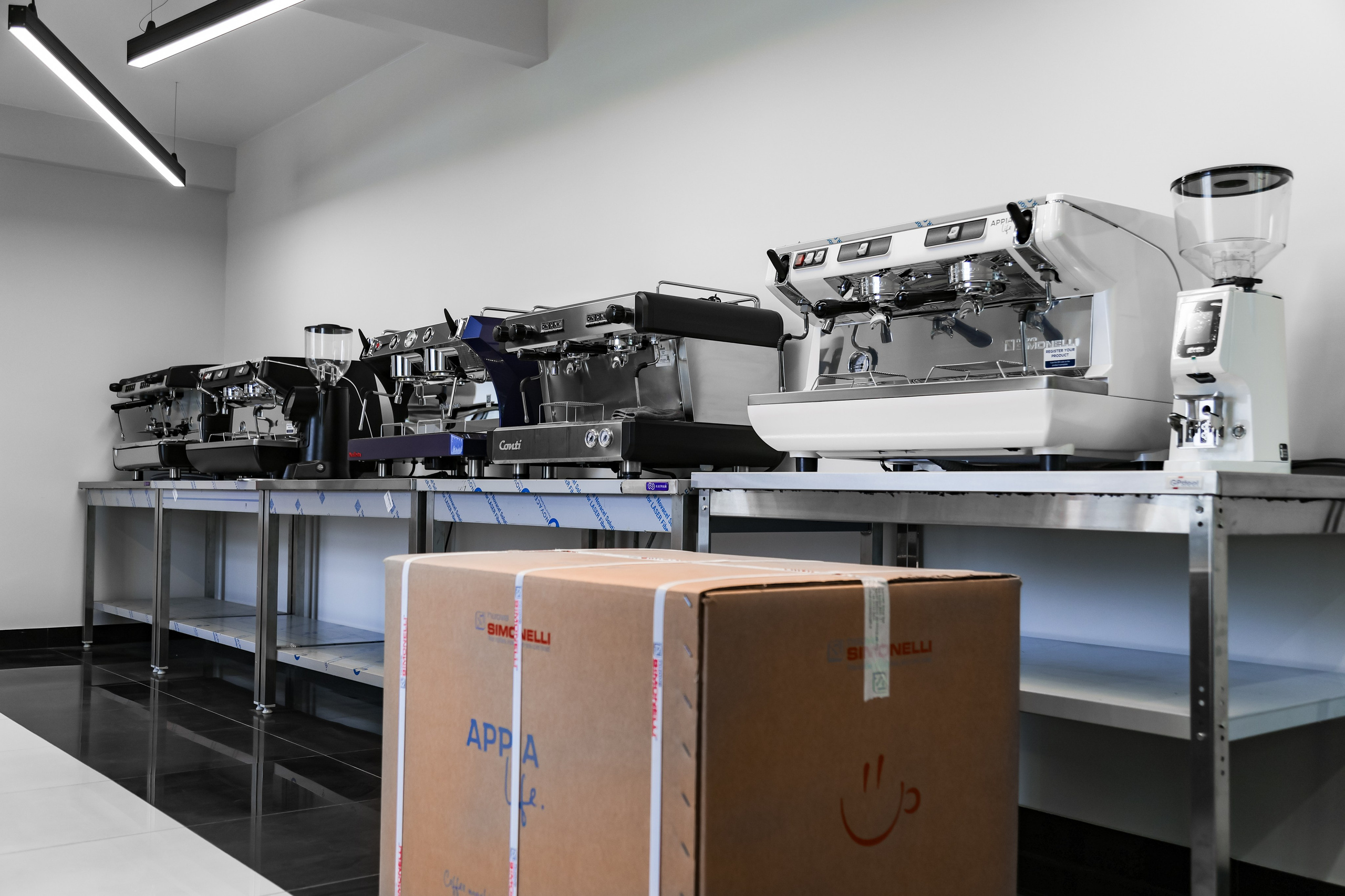 COFFEE MACHINES FOR MARKETPLACE. Mixturecaptures