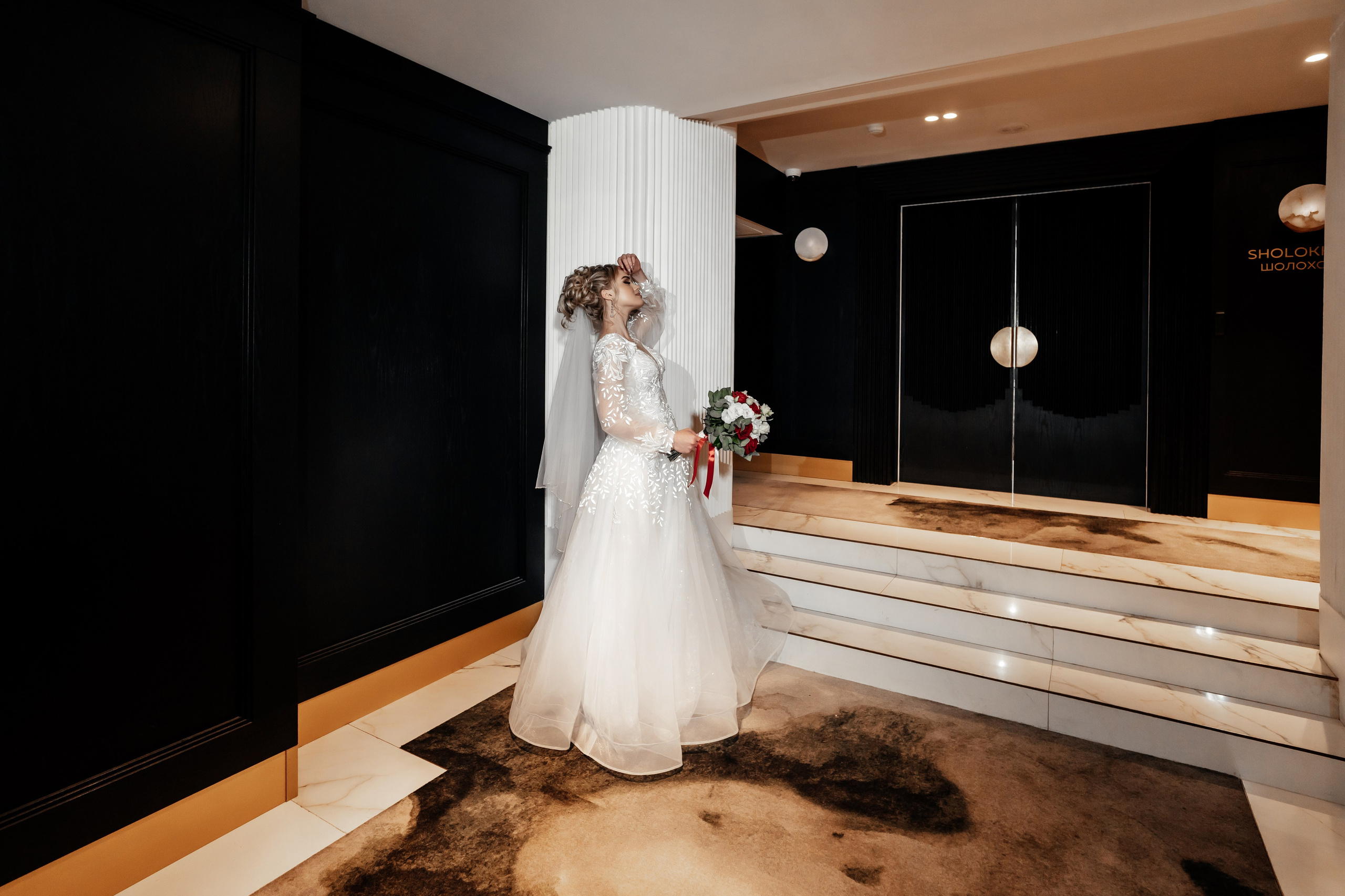 Свадебная фотосессия в отеле