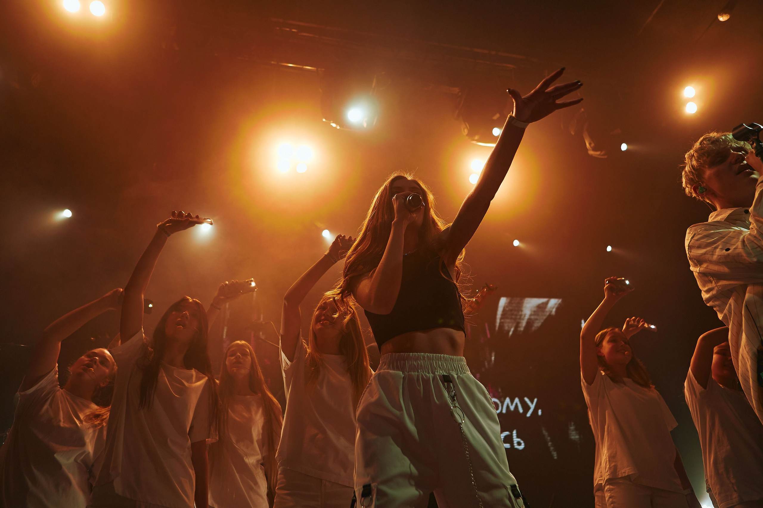 Ваня Дмитриенко «НА ОДНОЙ ОРБИТЕ ТУР». Андрей Цветков — репортажный, свадебный и портретный фотограф в Санкт-Петербурге