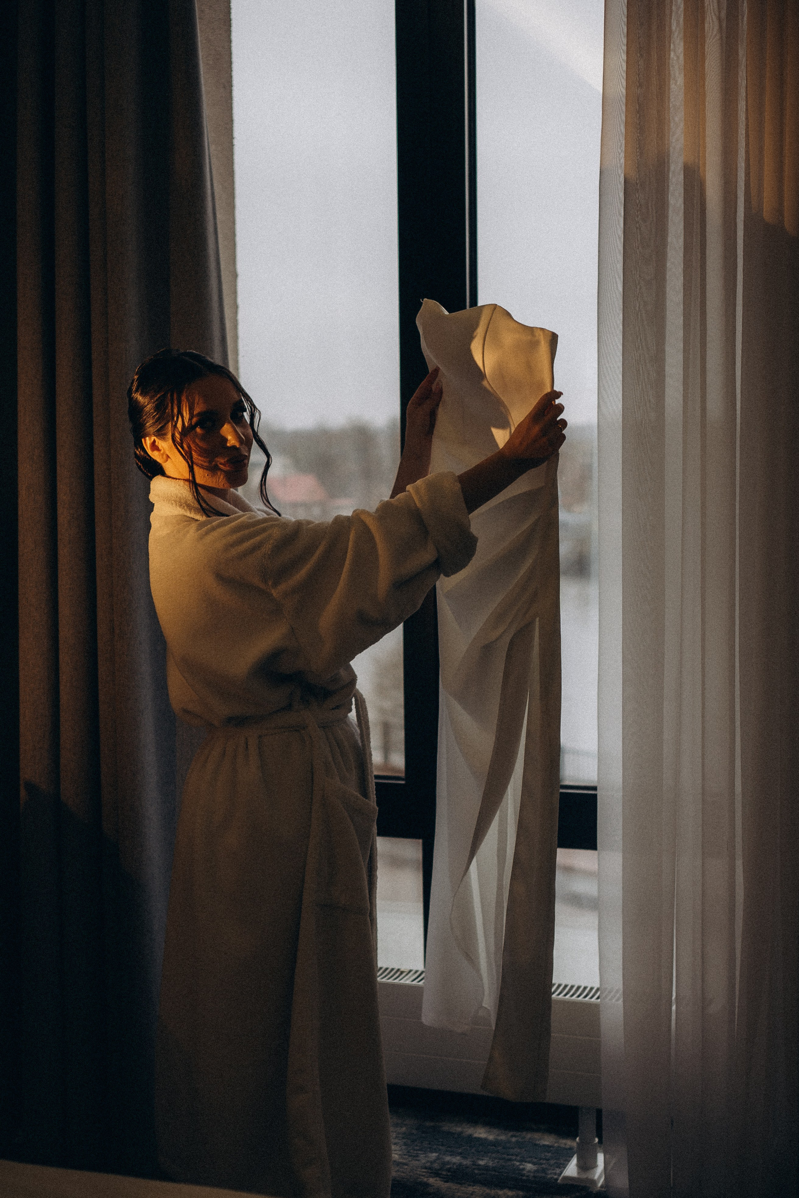 СВАДЕБНАЯ СЬЕМКА СБОРОВ ЖЕНИХА И НЕВЕСТЫ В ОТЕЛЕ И ТАКЖЕ ФОТОСЕССИИЯ В ОТЕЛЕЕ МЕГАПОЛИС БРЯНСК. Профессиональный фотограф, Санкт-Петербург — Виктория Богомолова