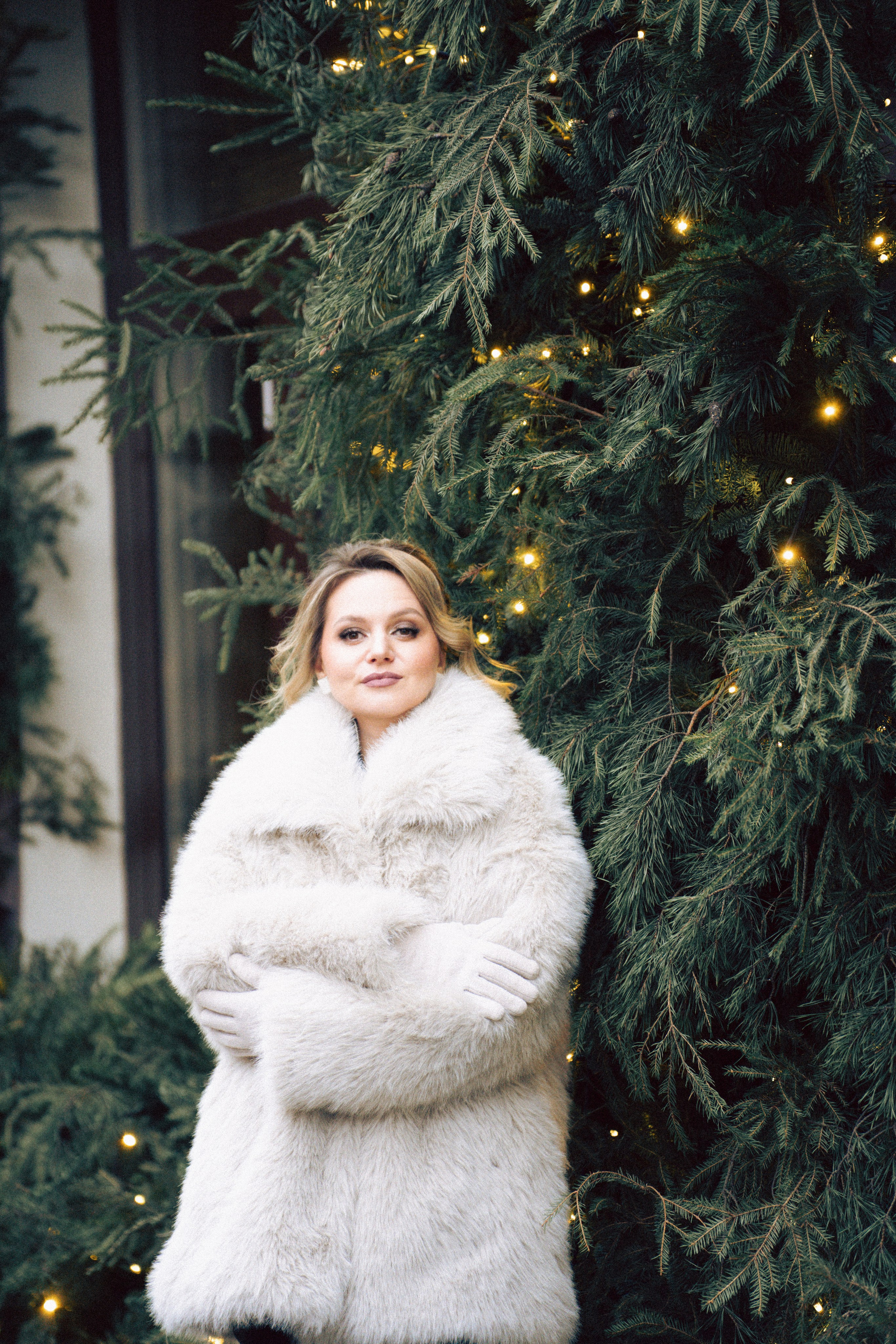 НОВОГОДНЯЯ ФОТОСЕСИИЯ В СТУДИИ ДЛЯ ДЕВУШКИ И ПРОГУЛКА ПО ЧЕРНЫШЕВСКОЙ. Профессиональный фотограф, Санкт-Петербург — Виктория Богомолова