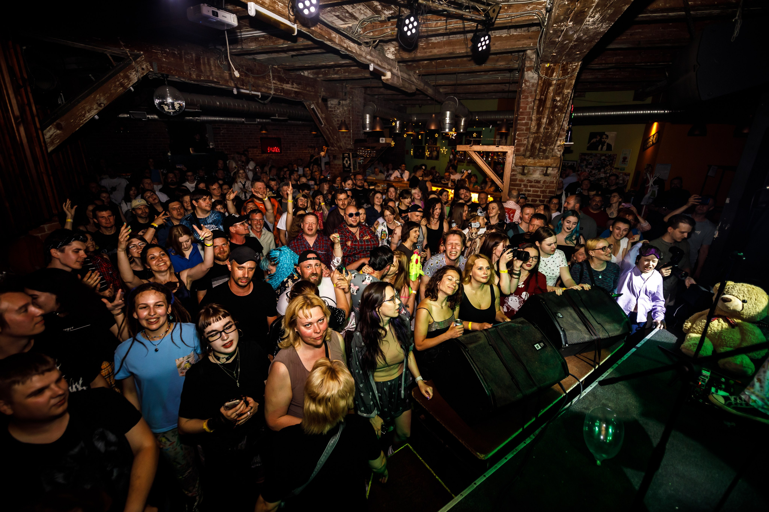 РАДИОПОМЕХИ. Фотограф Елена Богачева (lenalena_na_na_na)