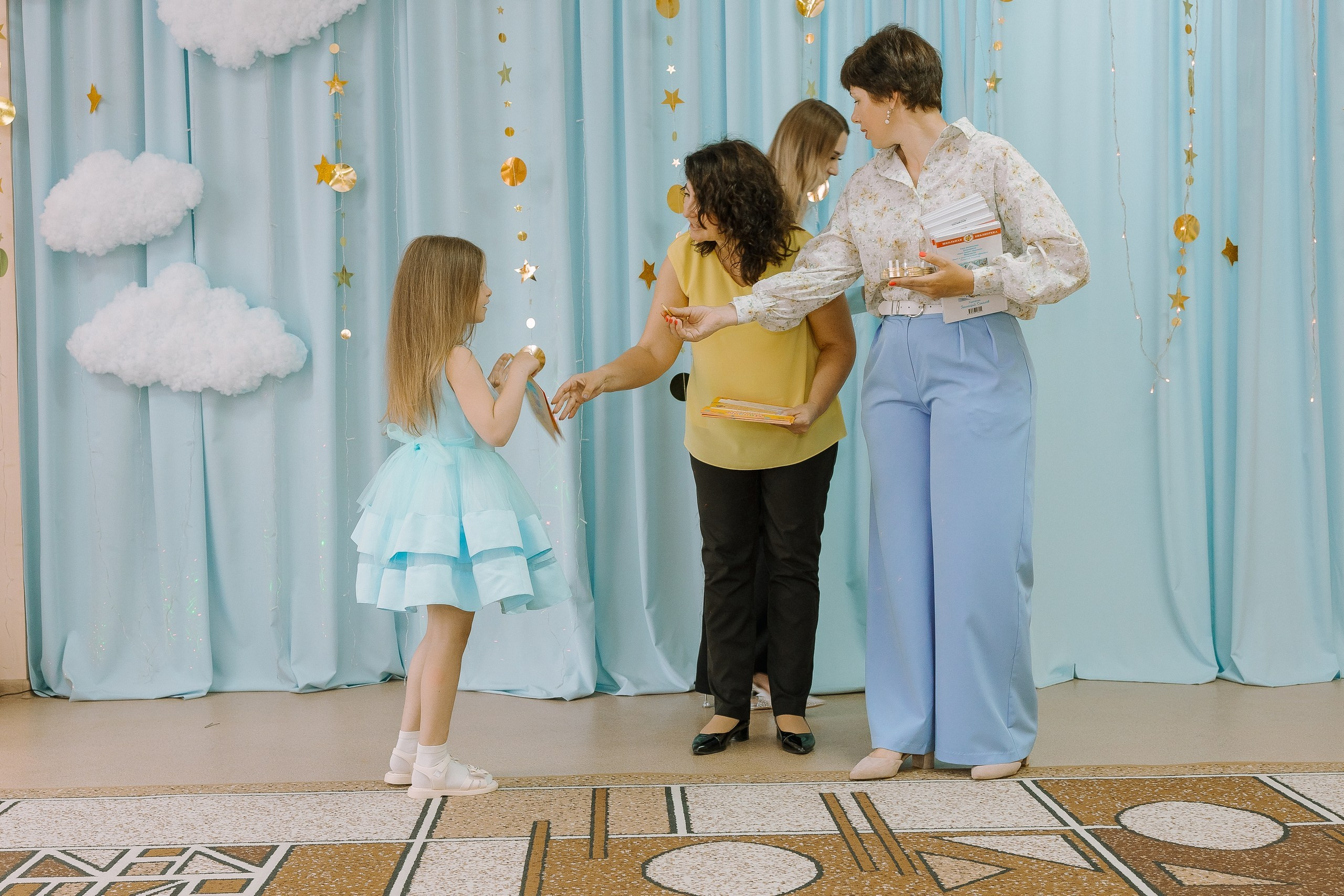 Выпускной в ДС -29. Выпускные альбомы Натальи Бутко: Новороссийск, Анапа, Геленджик