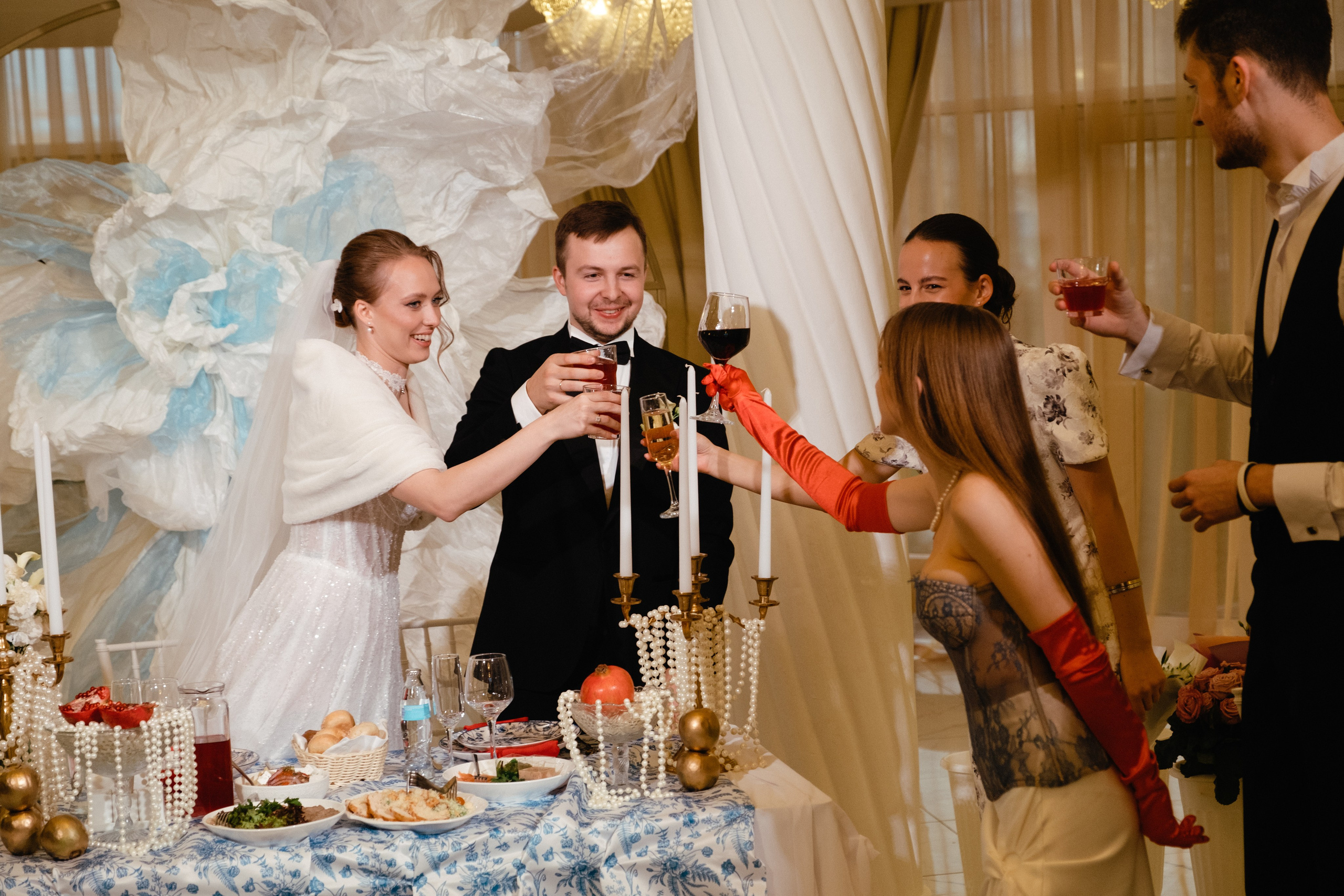 Полина и Антон. Свадебный фотограф Александра Тюлякова