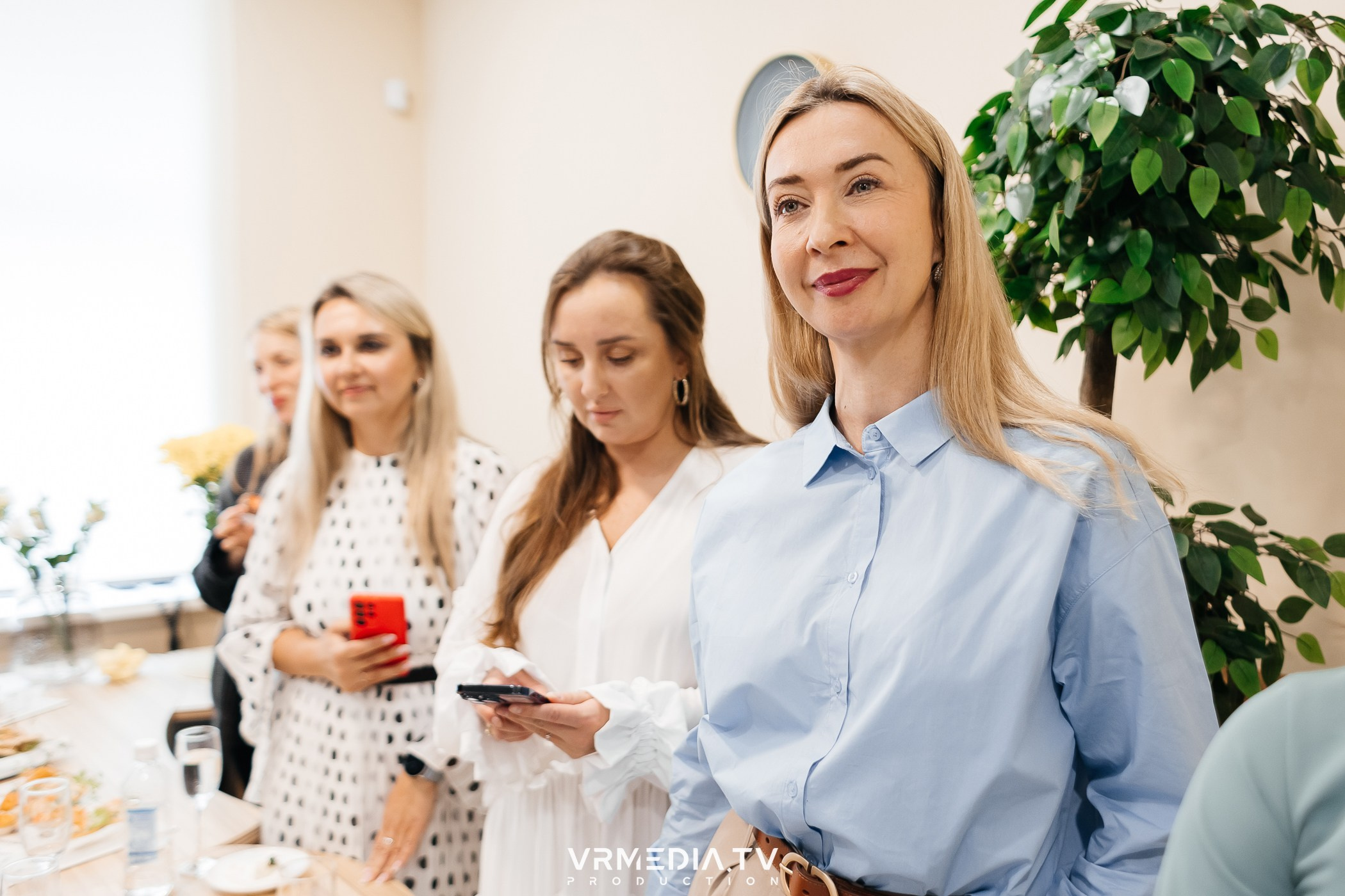 Business travel brunch